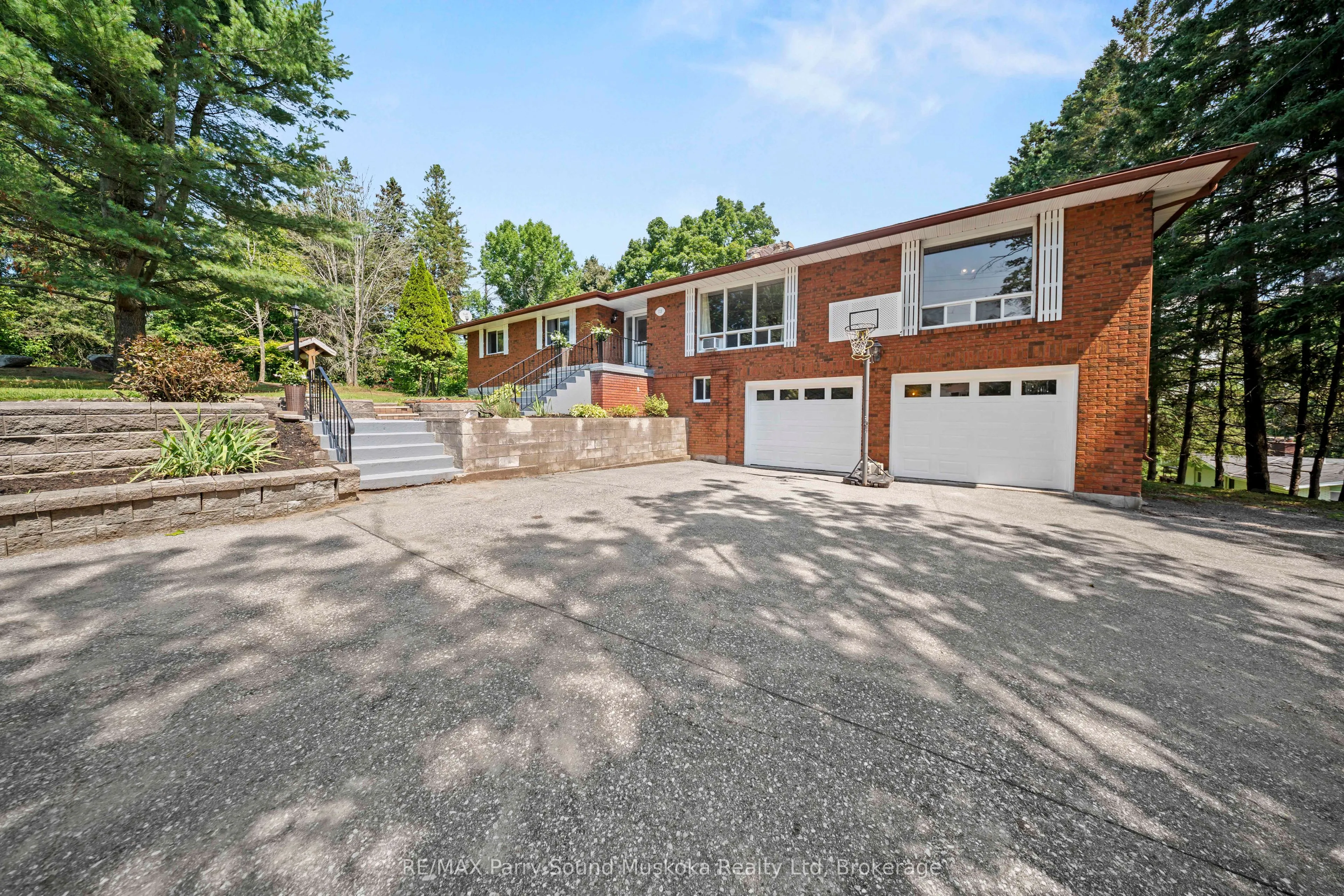 113 North Road