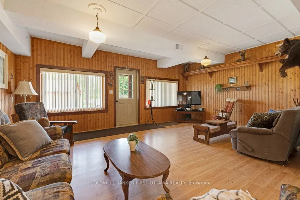 1373 Flower Station Road