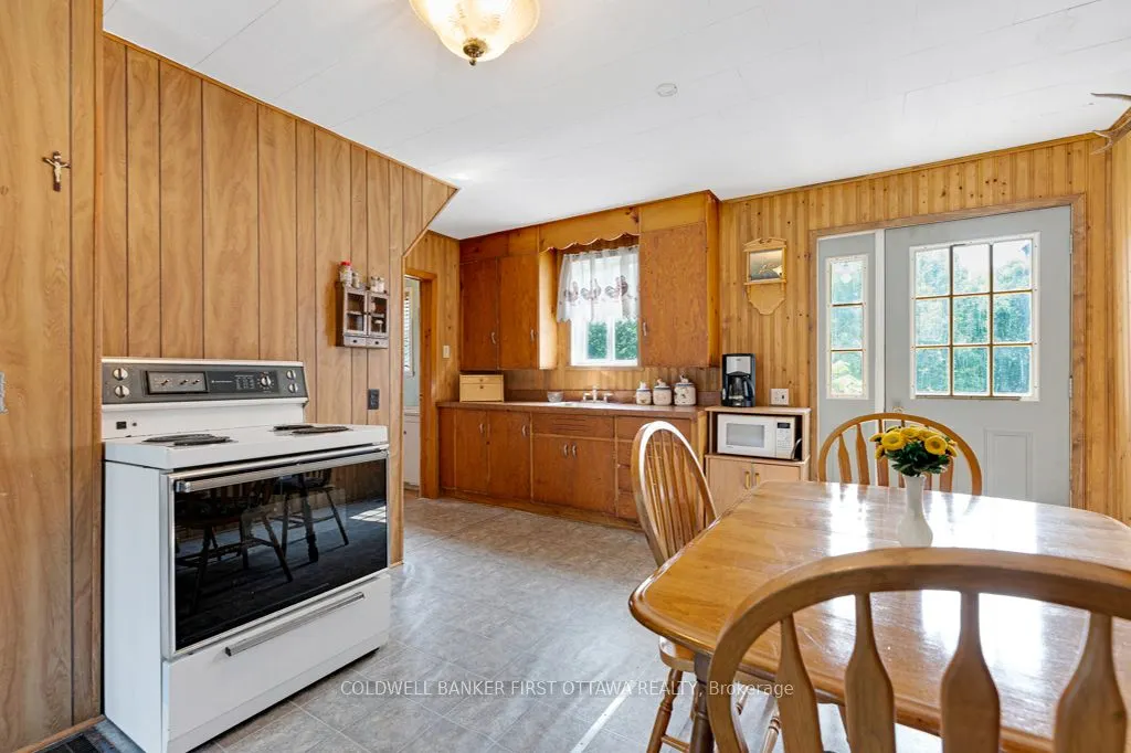 1373 Flower Station Road