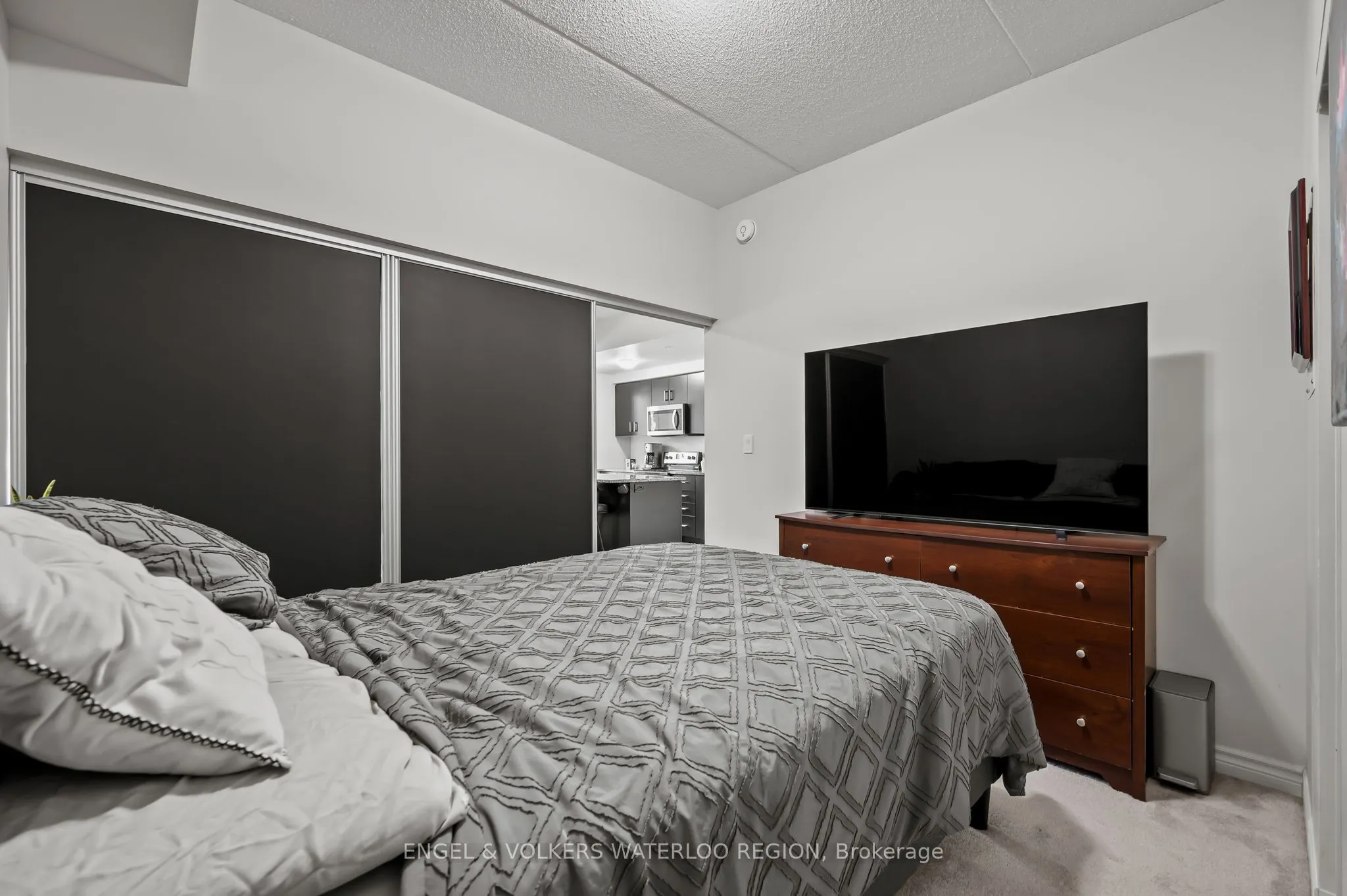 1280 Gordon Street, #103