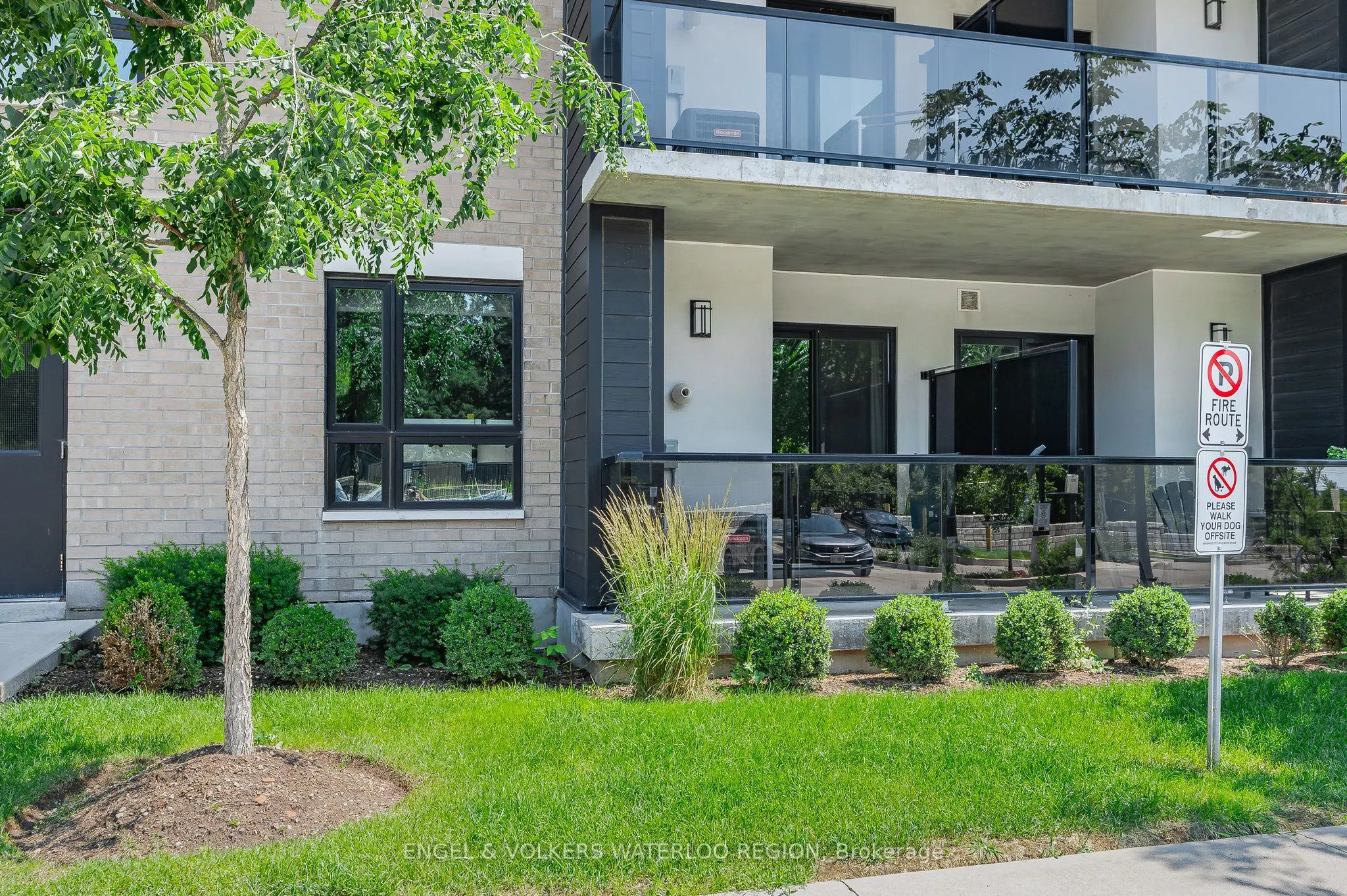 1280 Gordon Street, #103