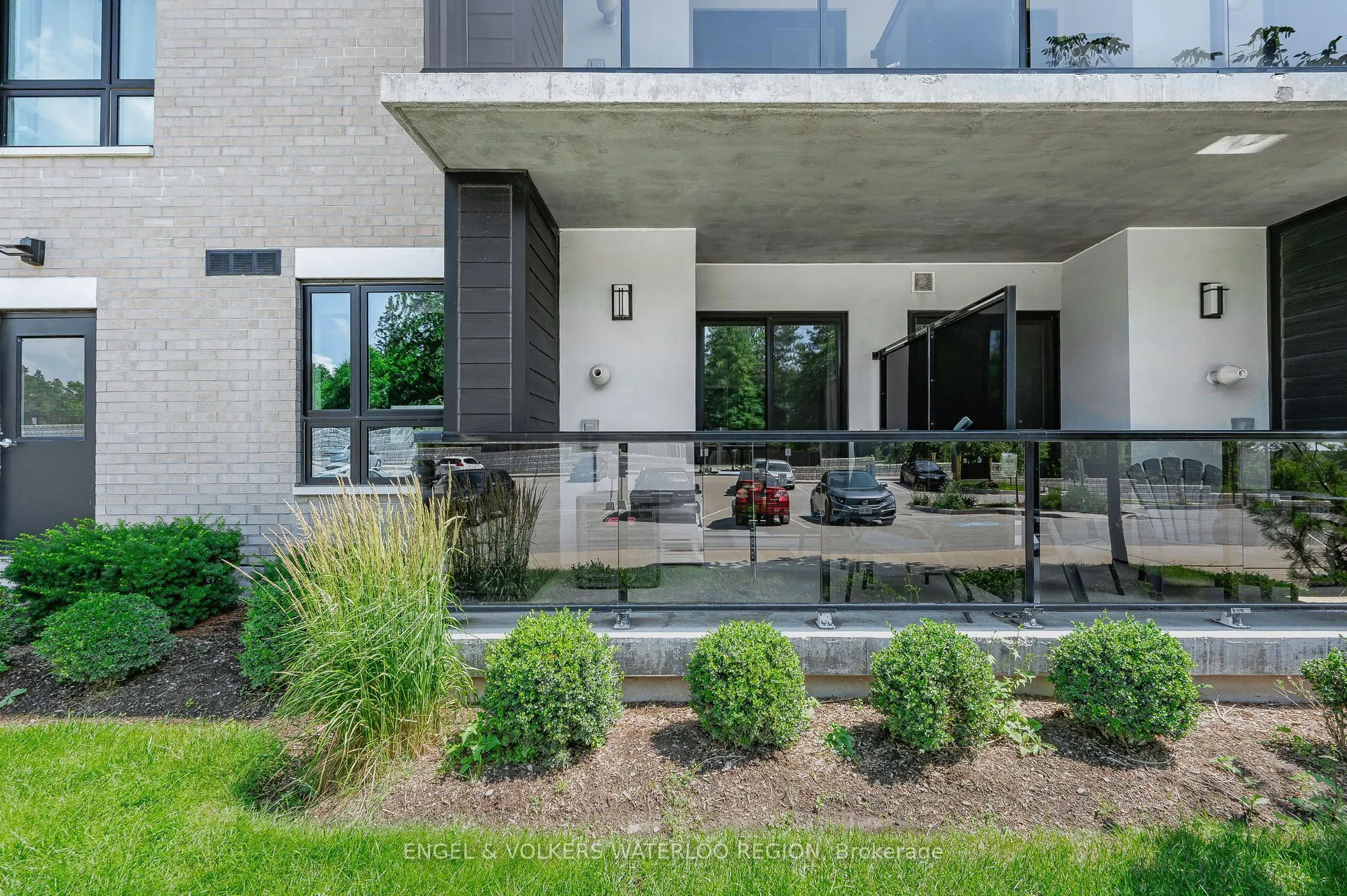 1280 Gordon Street, #103