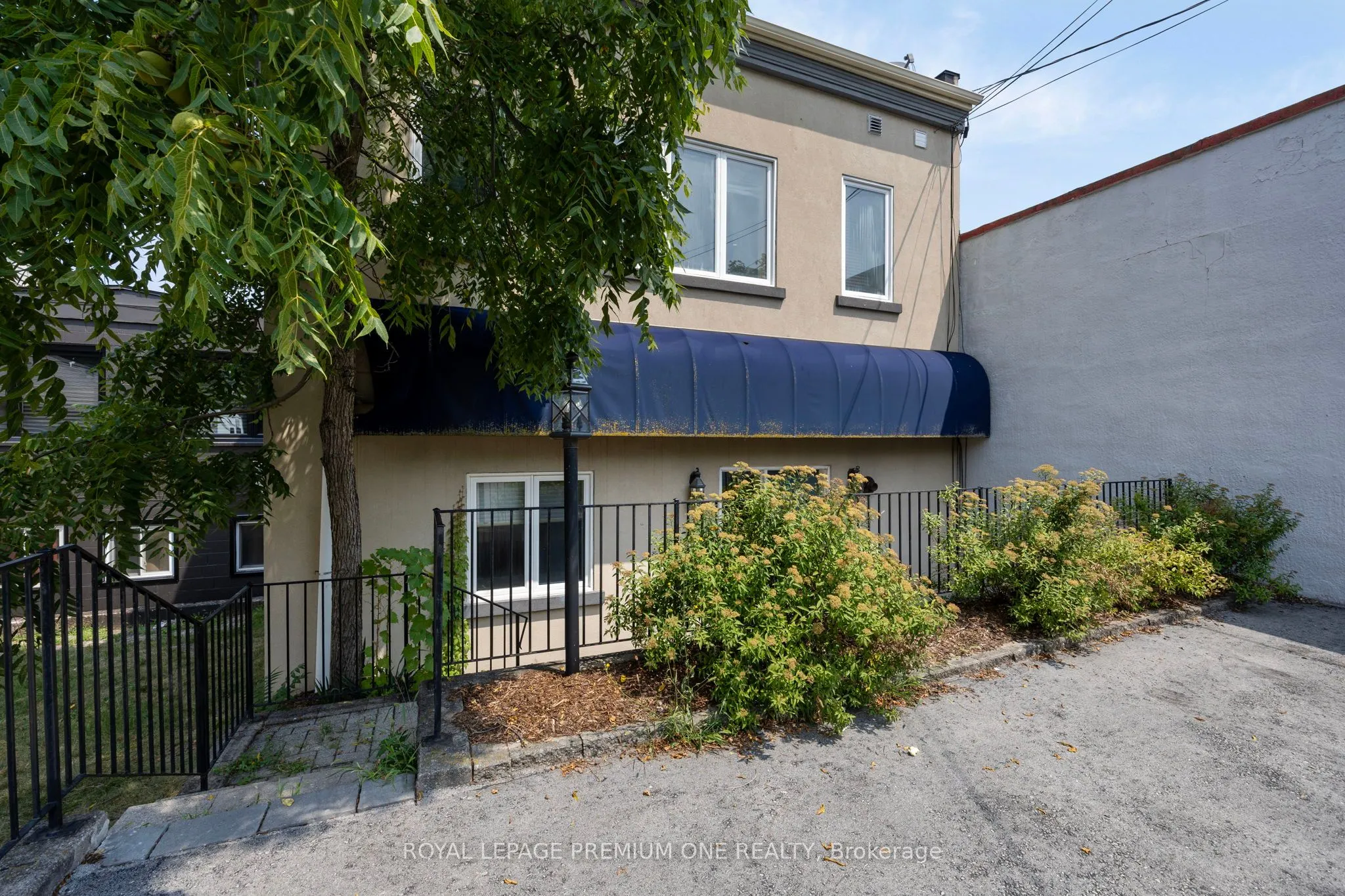 4994 King Street