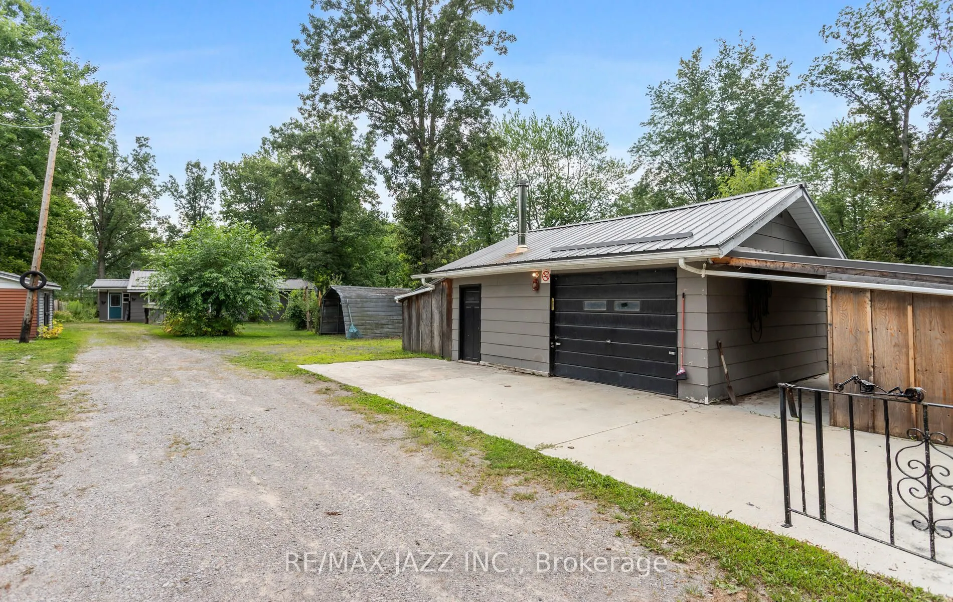 2117 2nd Line E