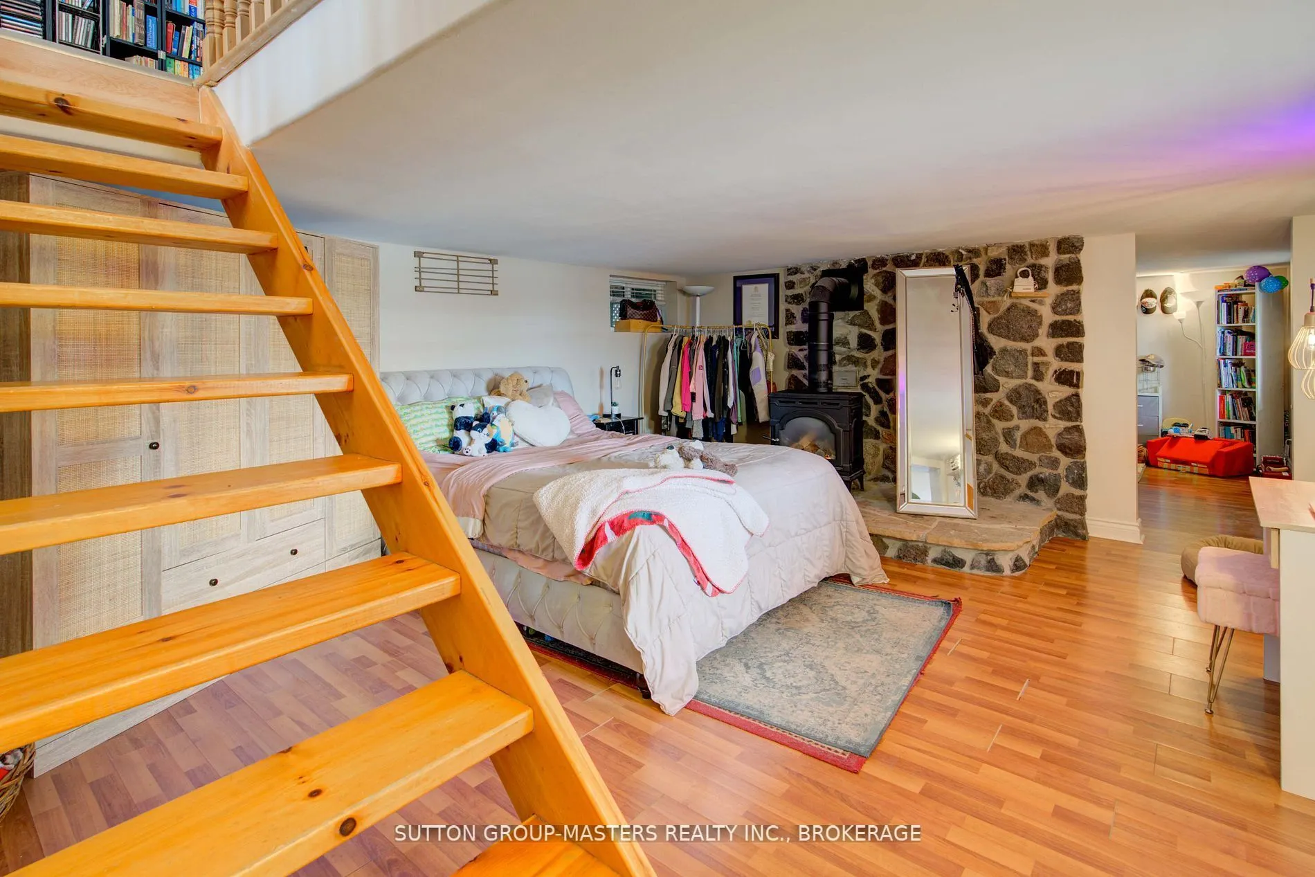 4496 Red Maple Lane