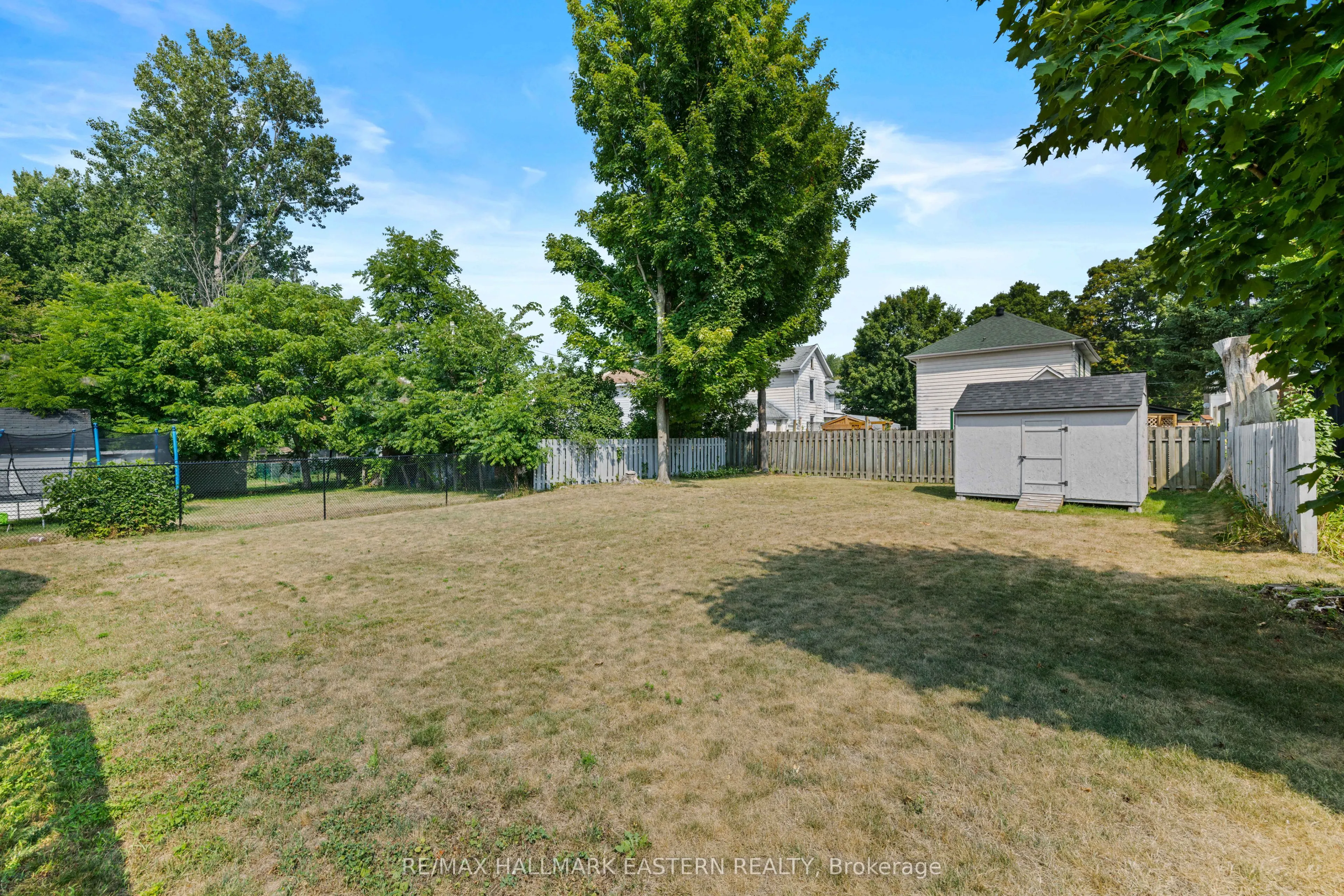 17 Mathison Street E