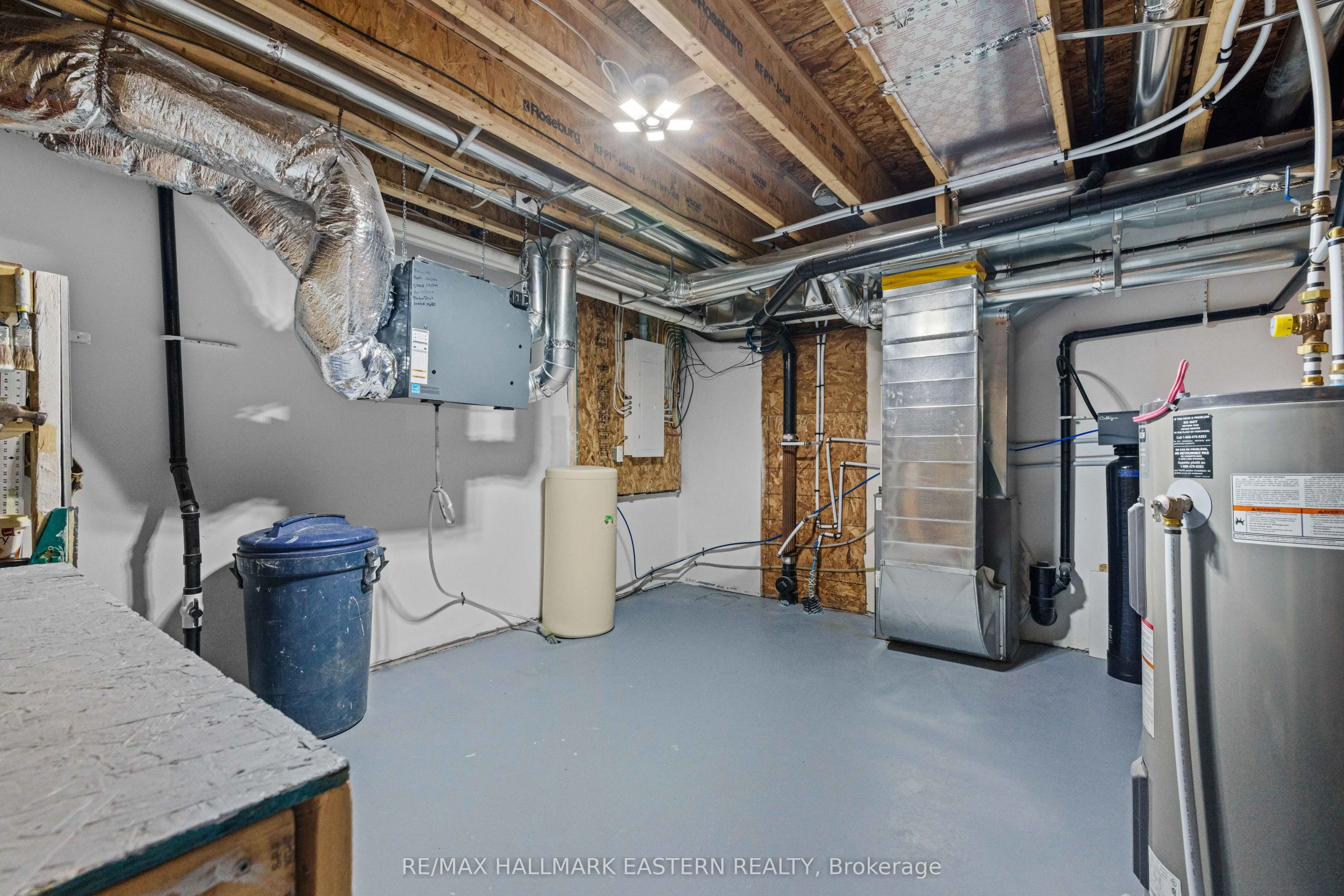 17 Mathison Street E