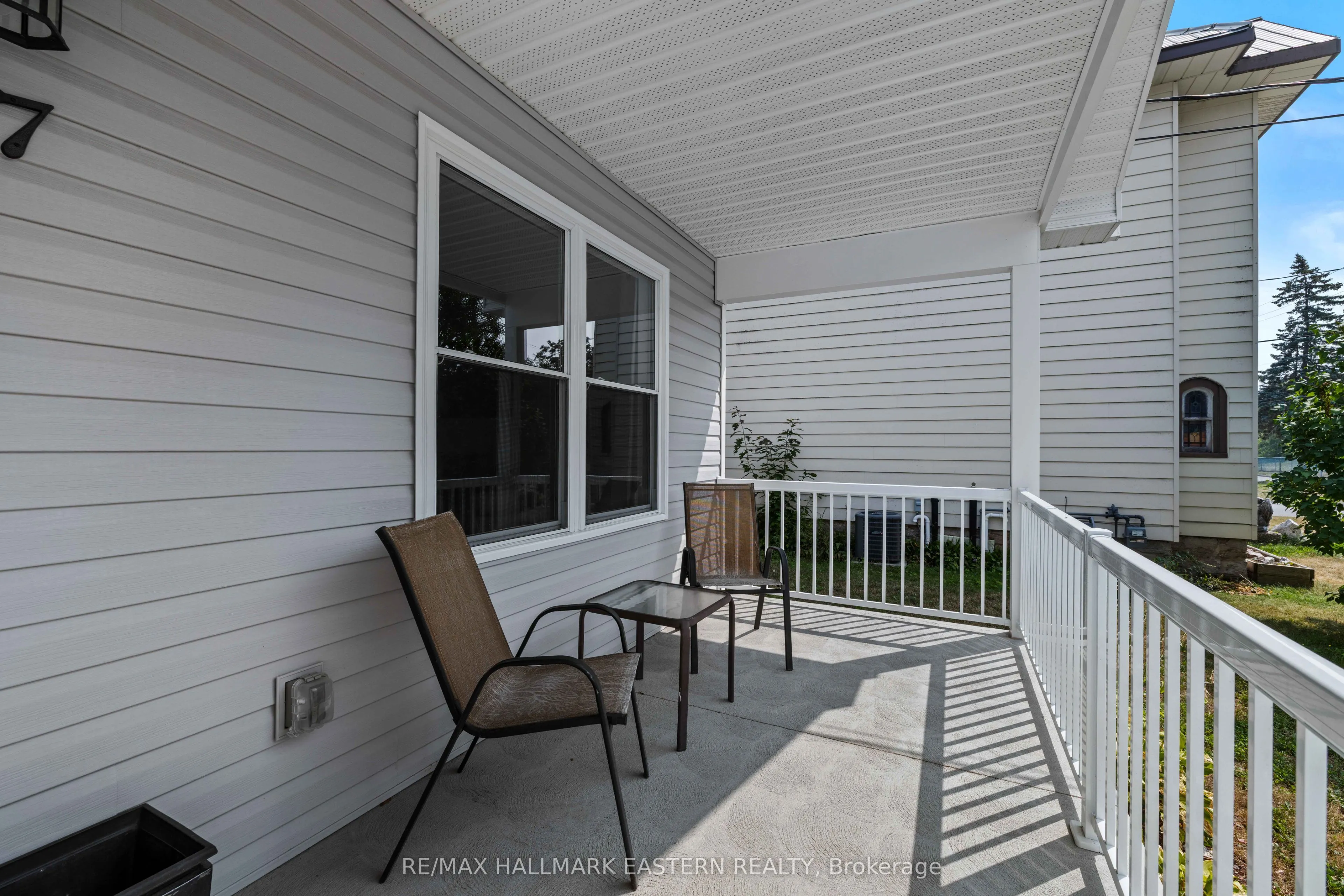 17 Mathison Street E
