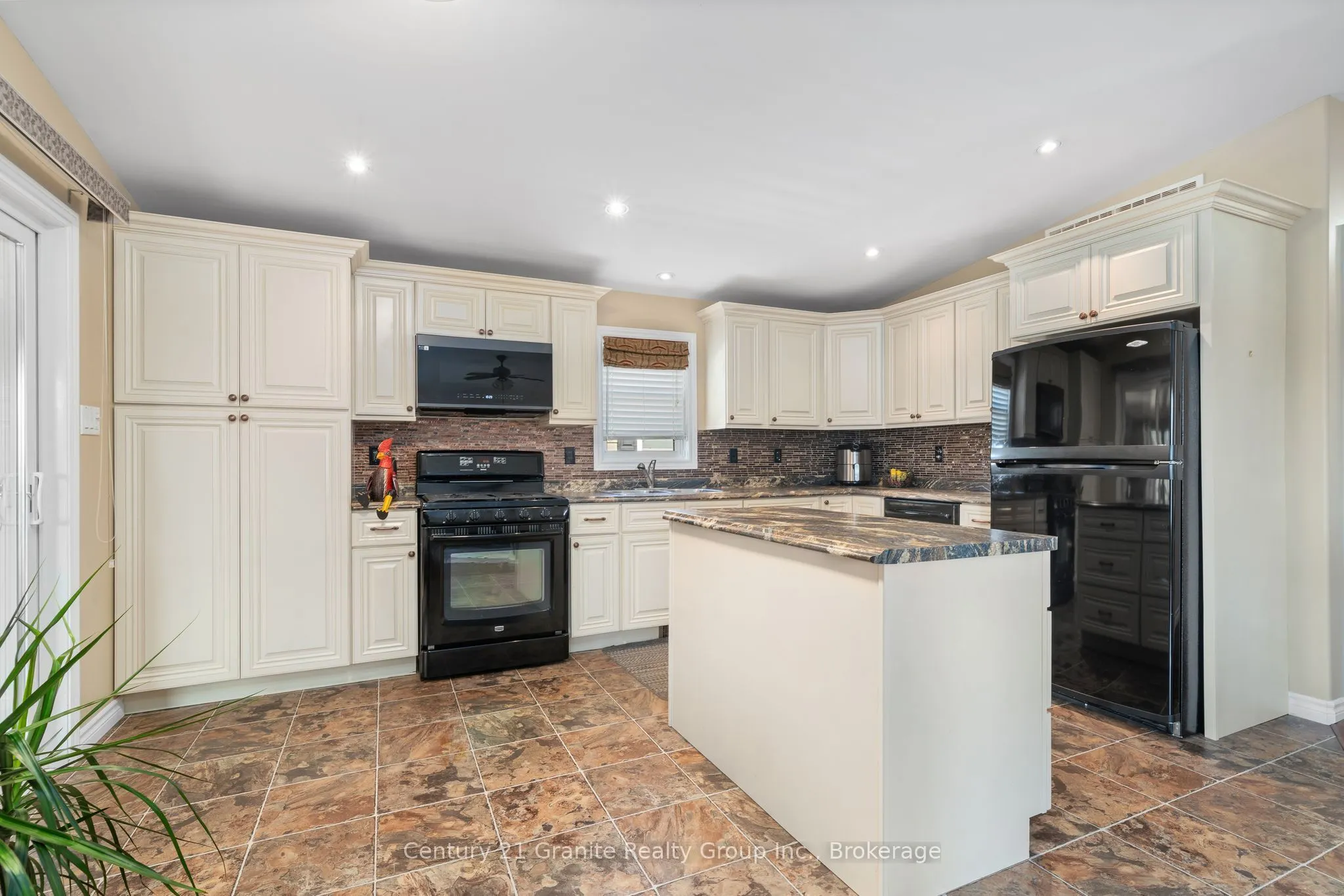 58 Creekside Circle