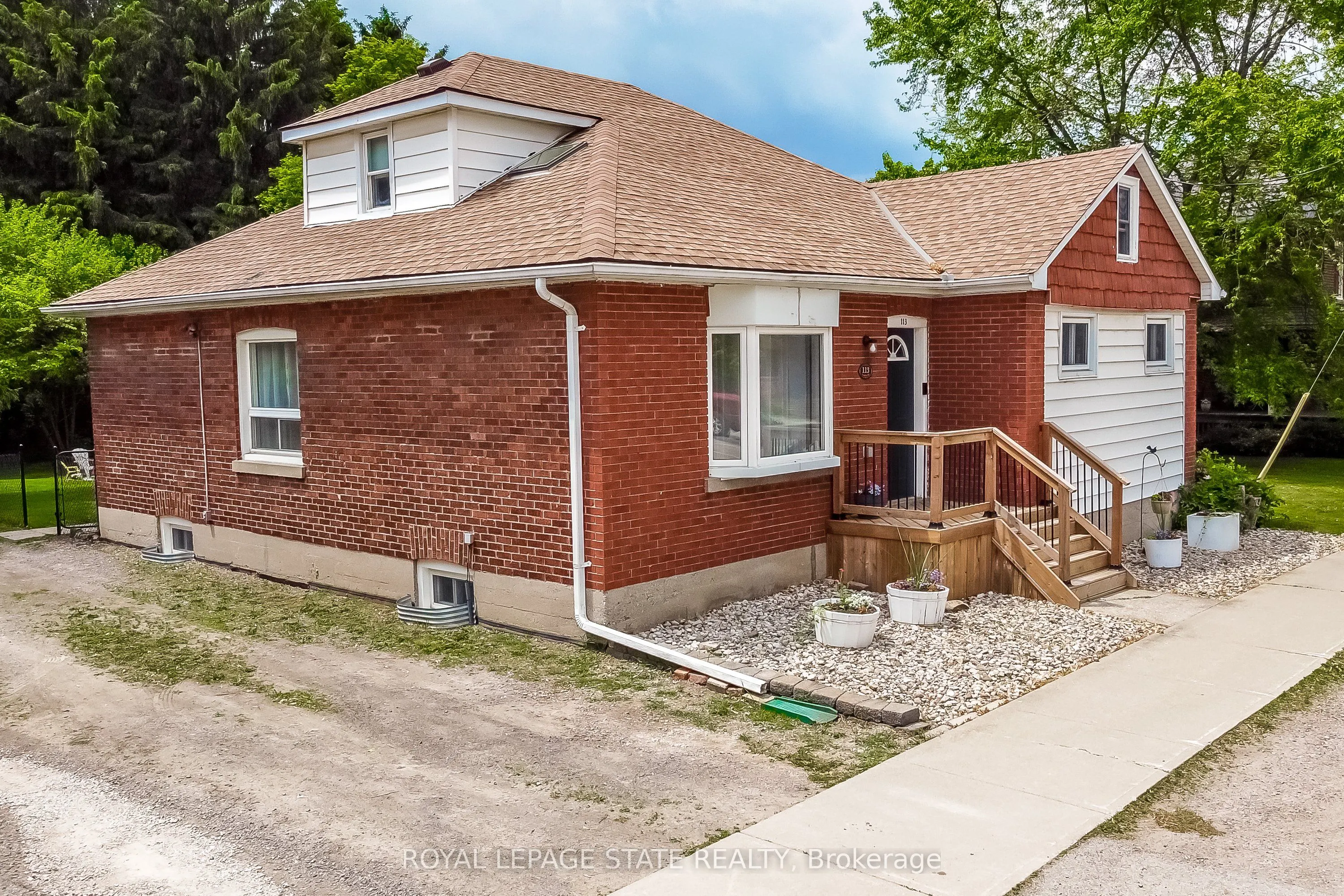 113 Lynden Road