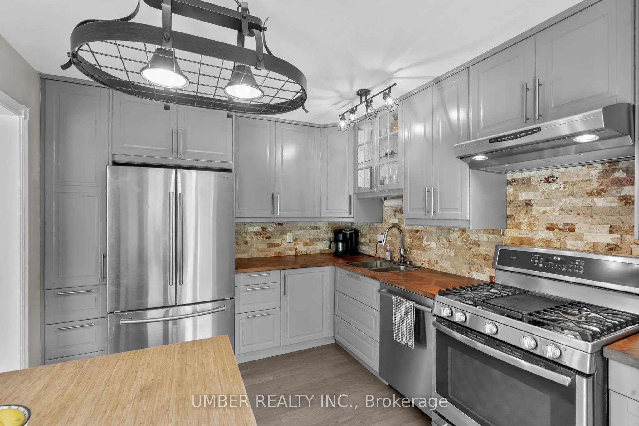1130 St Emmanuel Terrace
