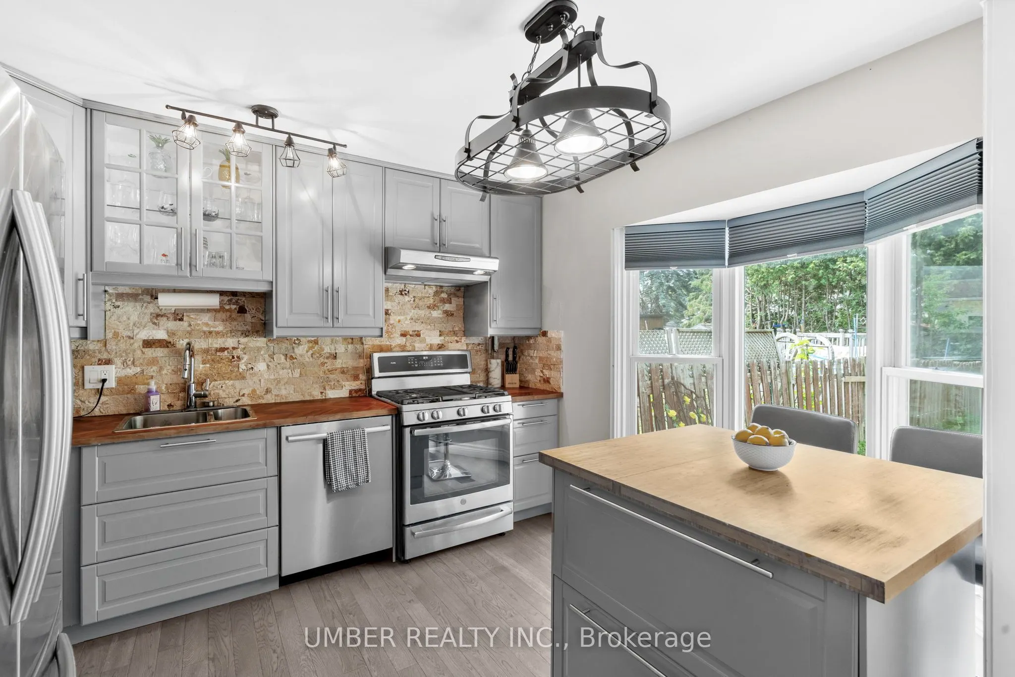 1130 St Emmanuel Terrace