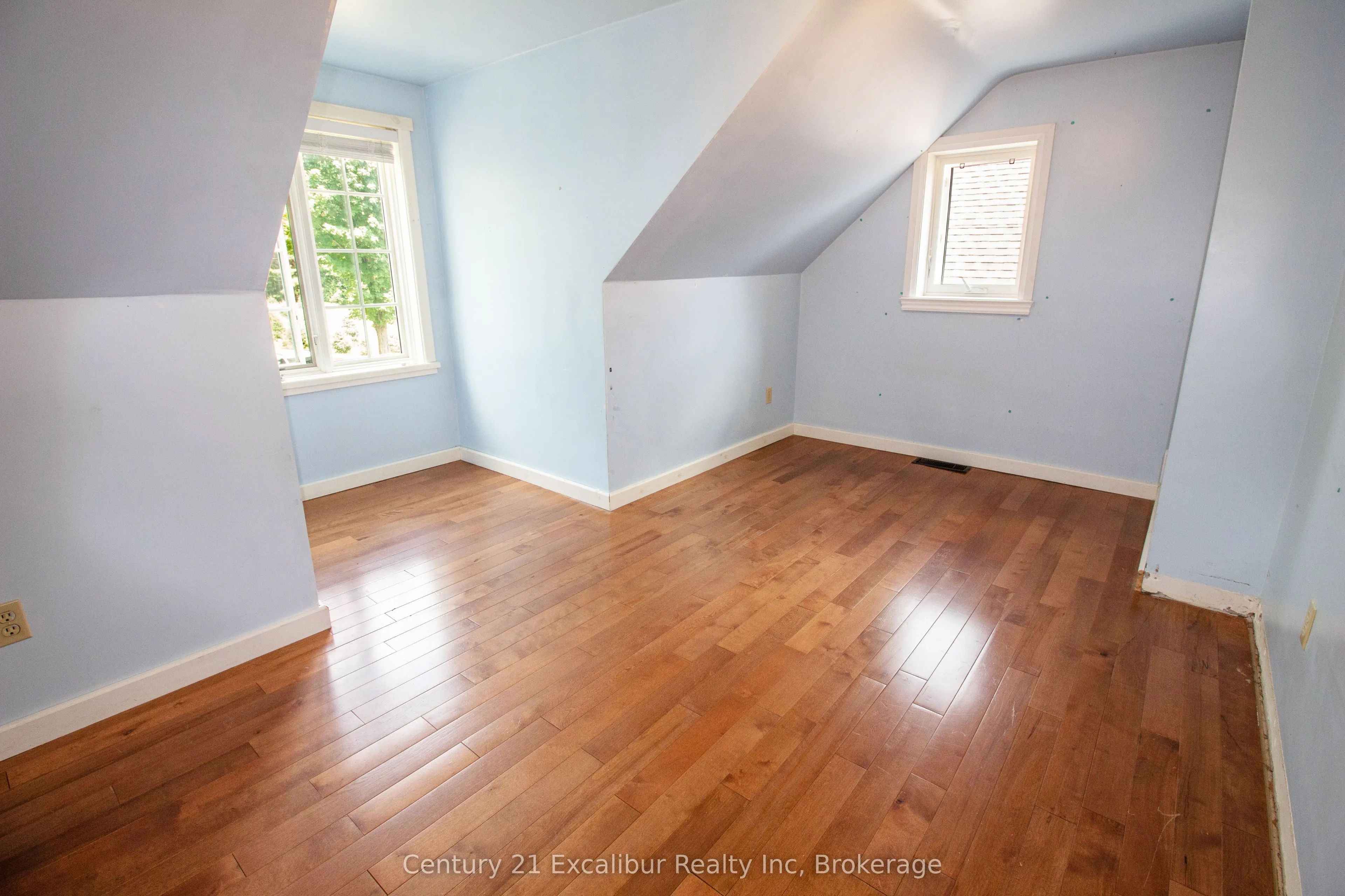 7811 WELLINGTON ROAD 22