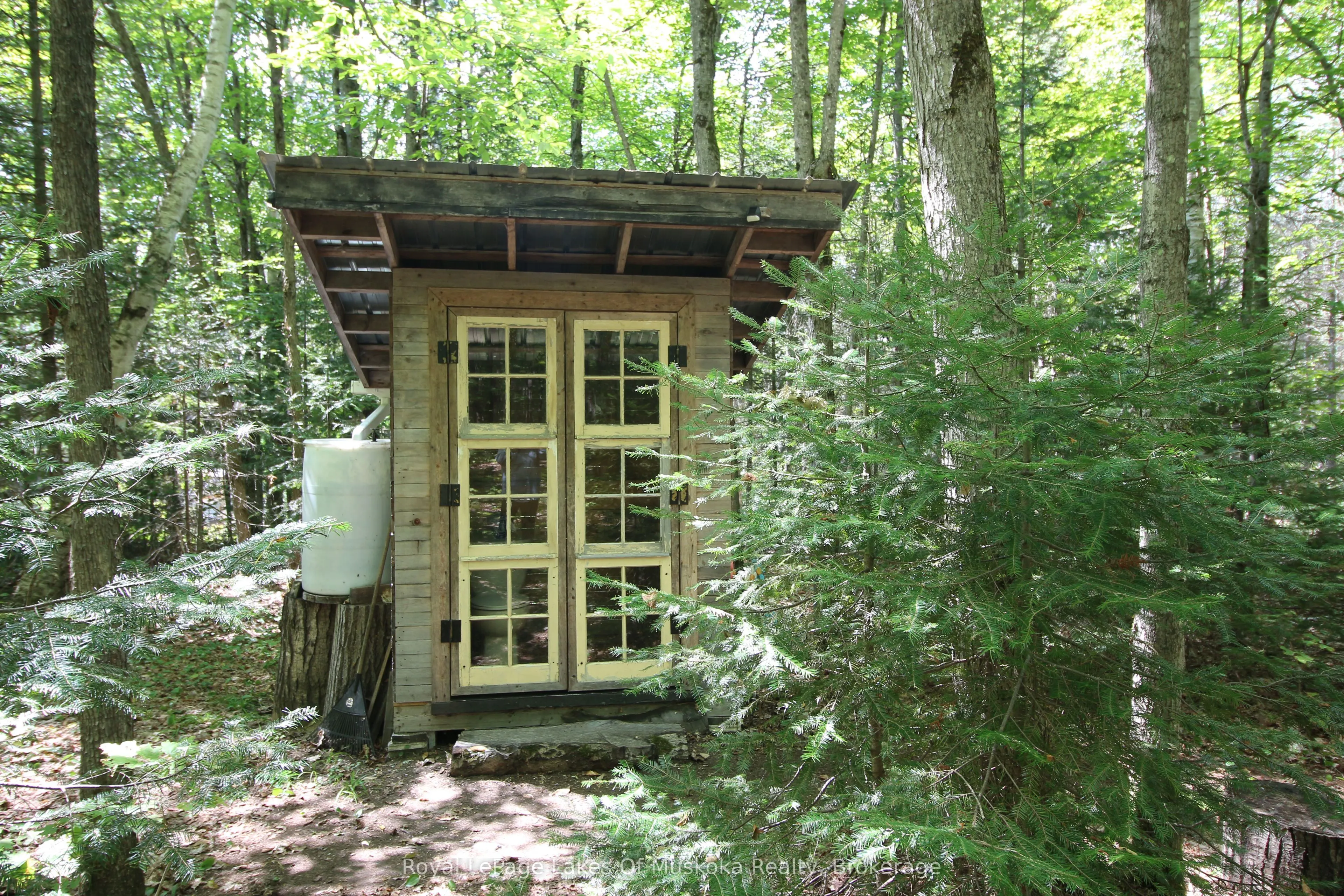 555 Valley View Road