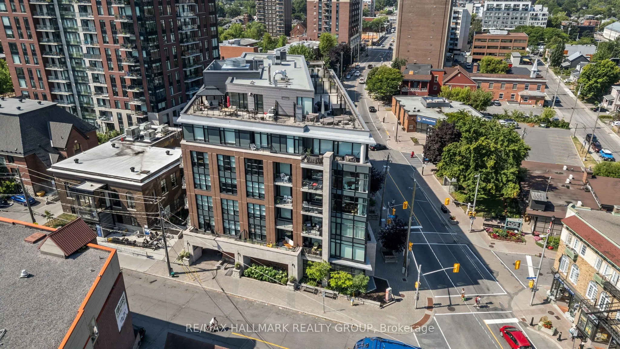 10 Rosemount Avenue, #311