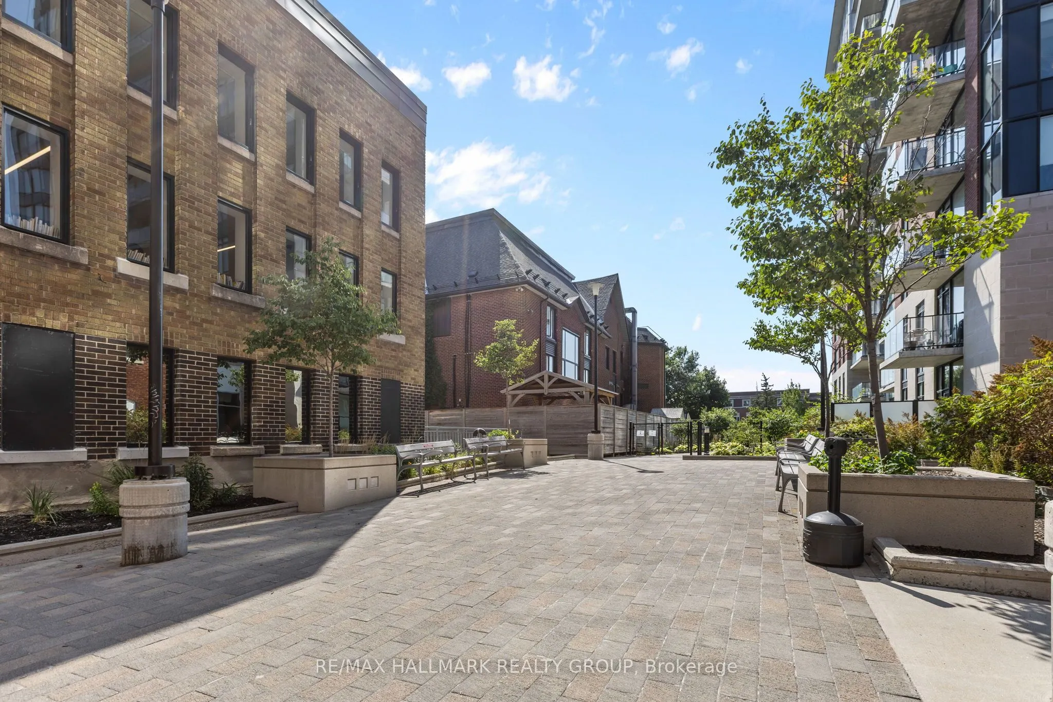 10 Rosemount Avenue, #311