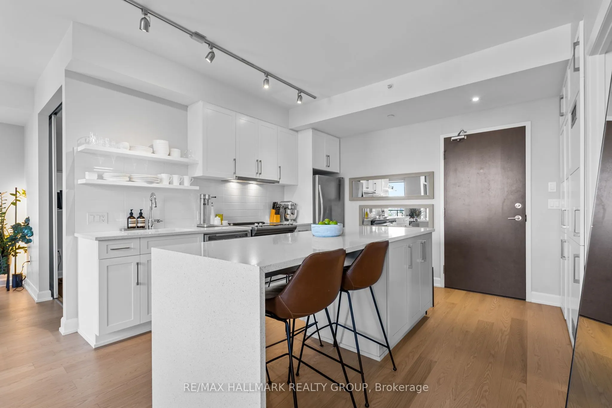 10 Rosemount Avenue, #311