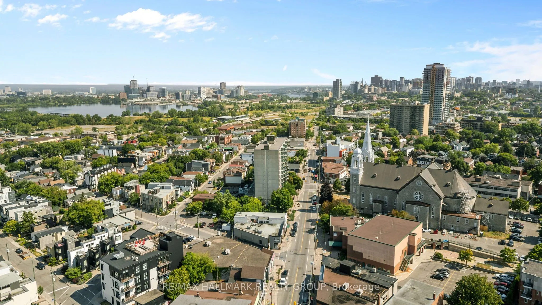 10 Rosemount Avenue, #311