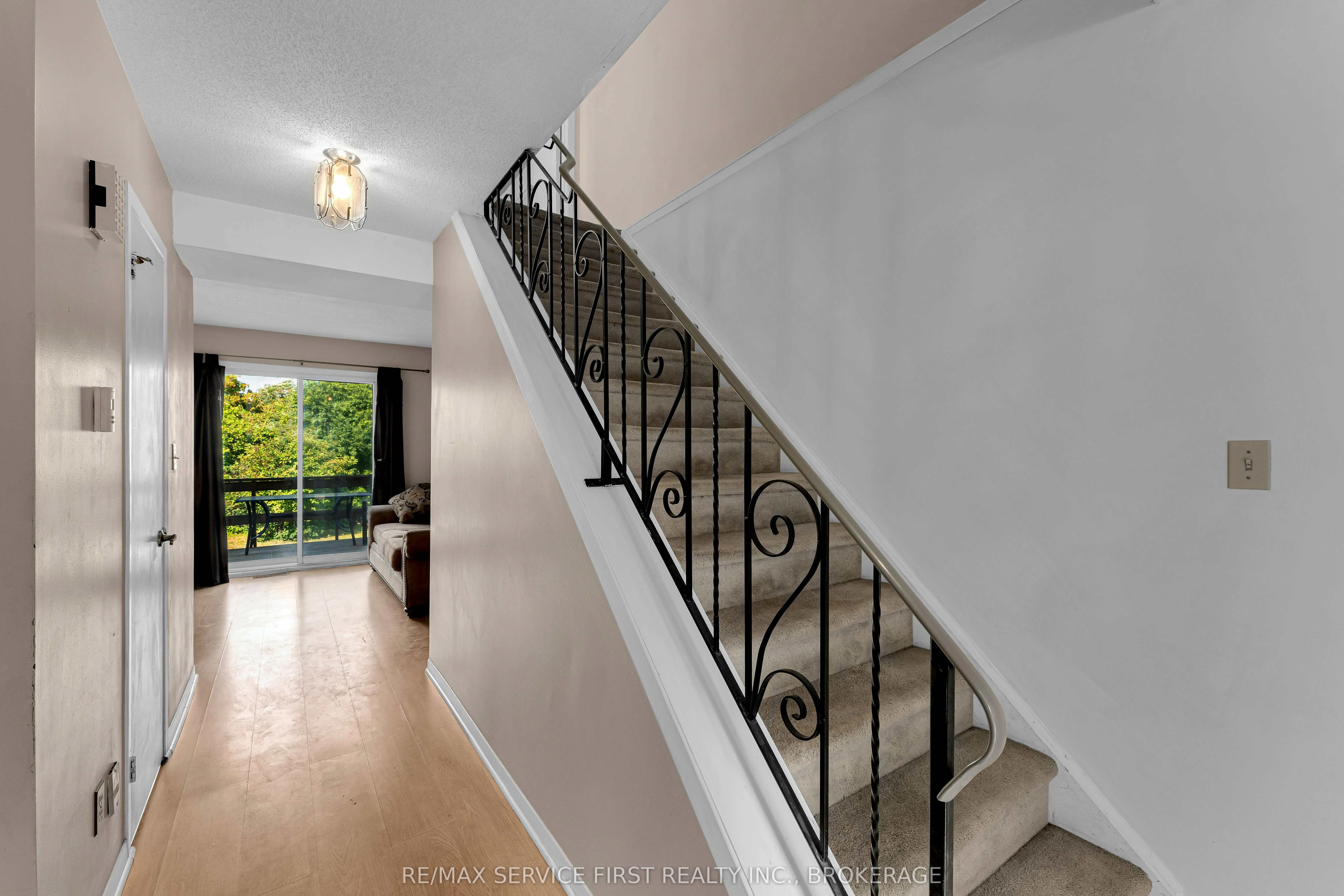 880 Muirfield Crescent