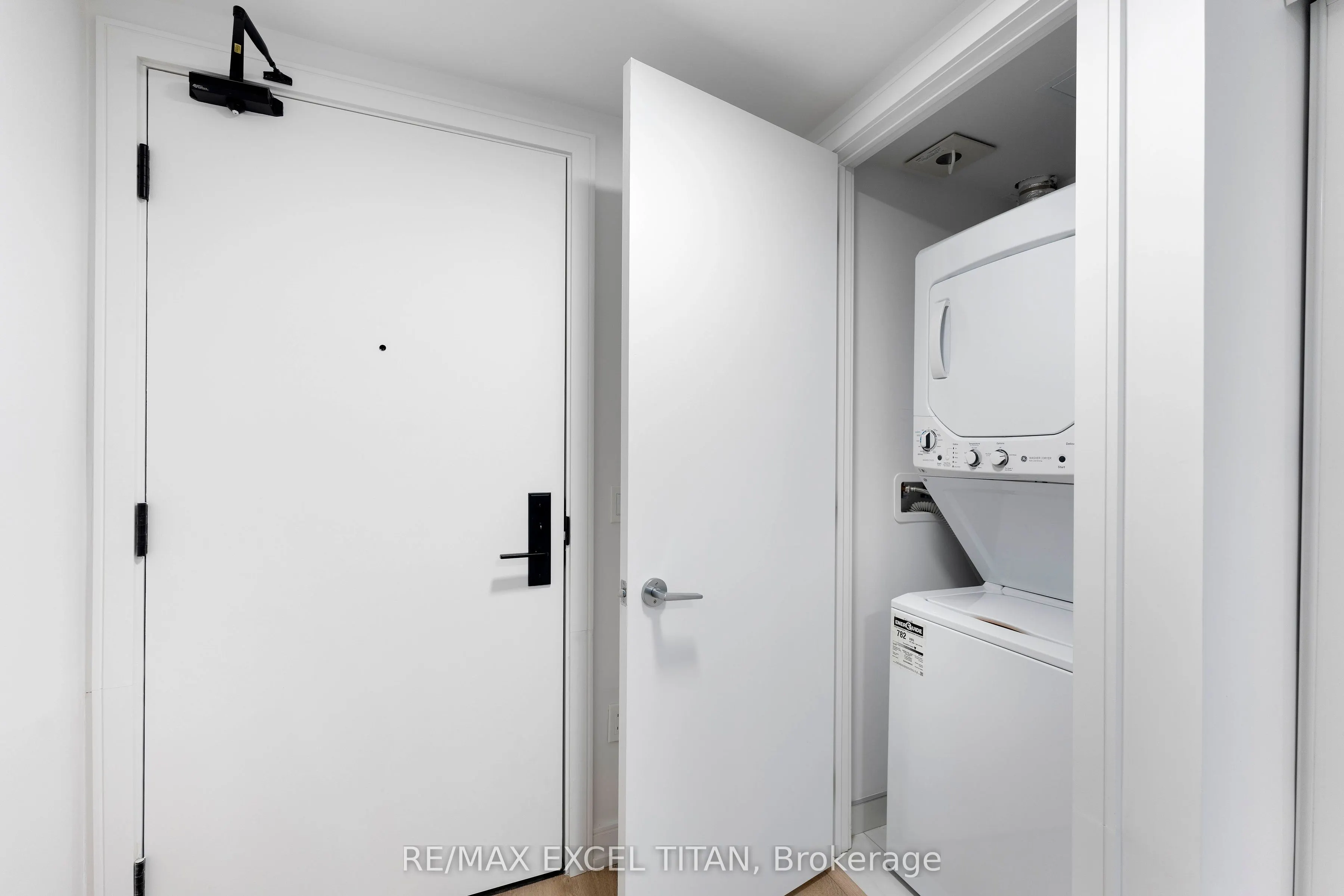 1 Jarvis Street, #614