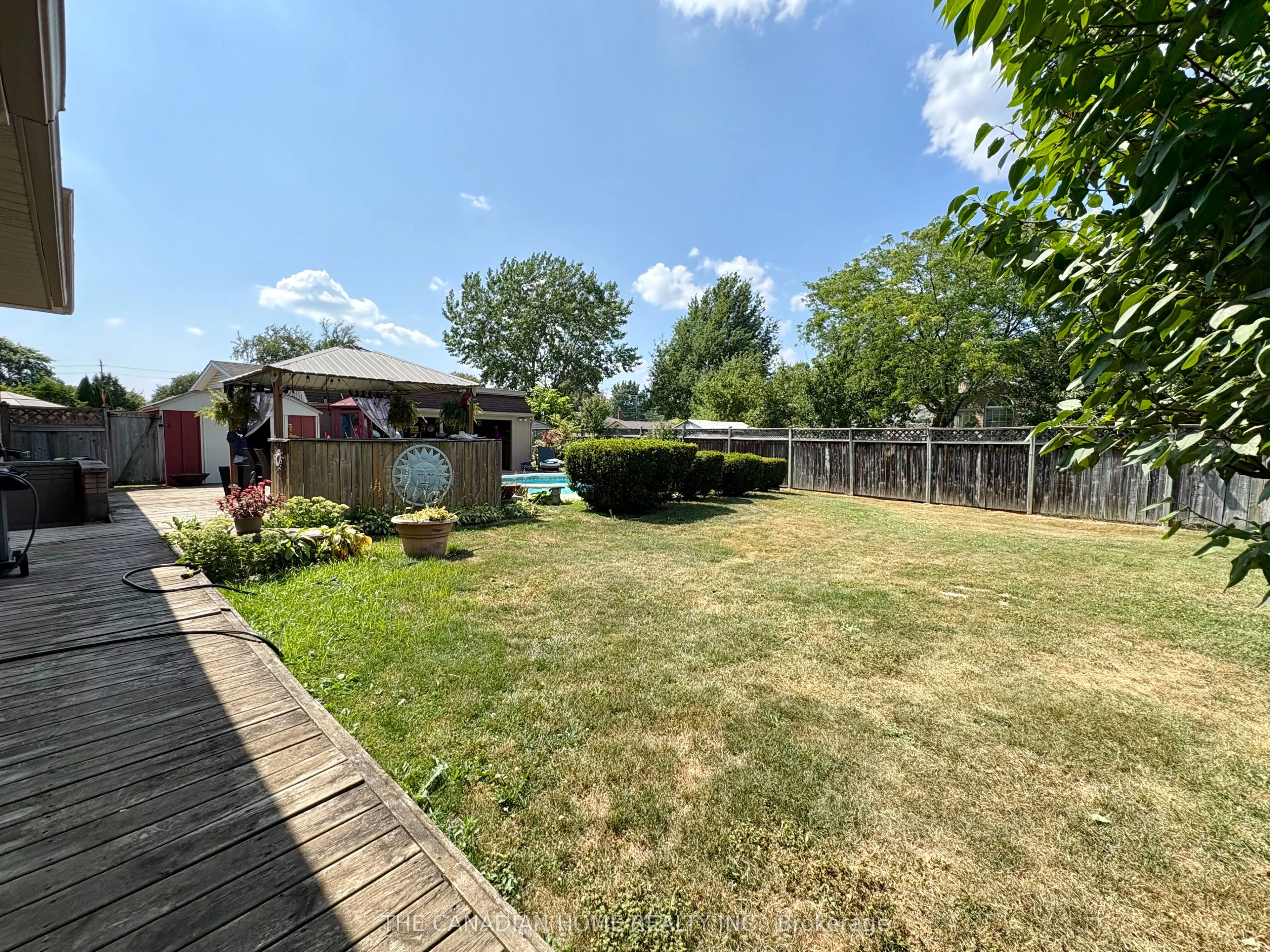 37 Viking Drive