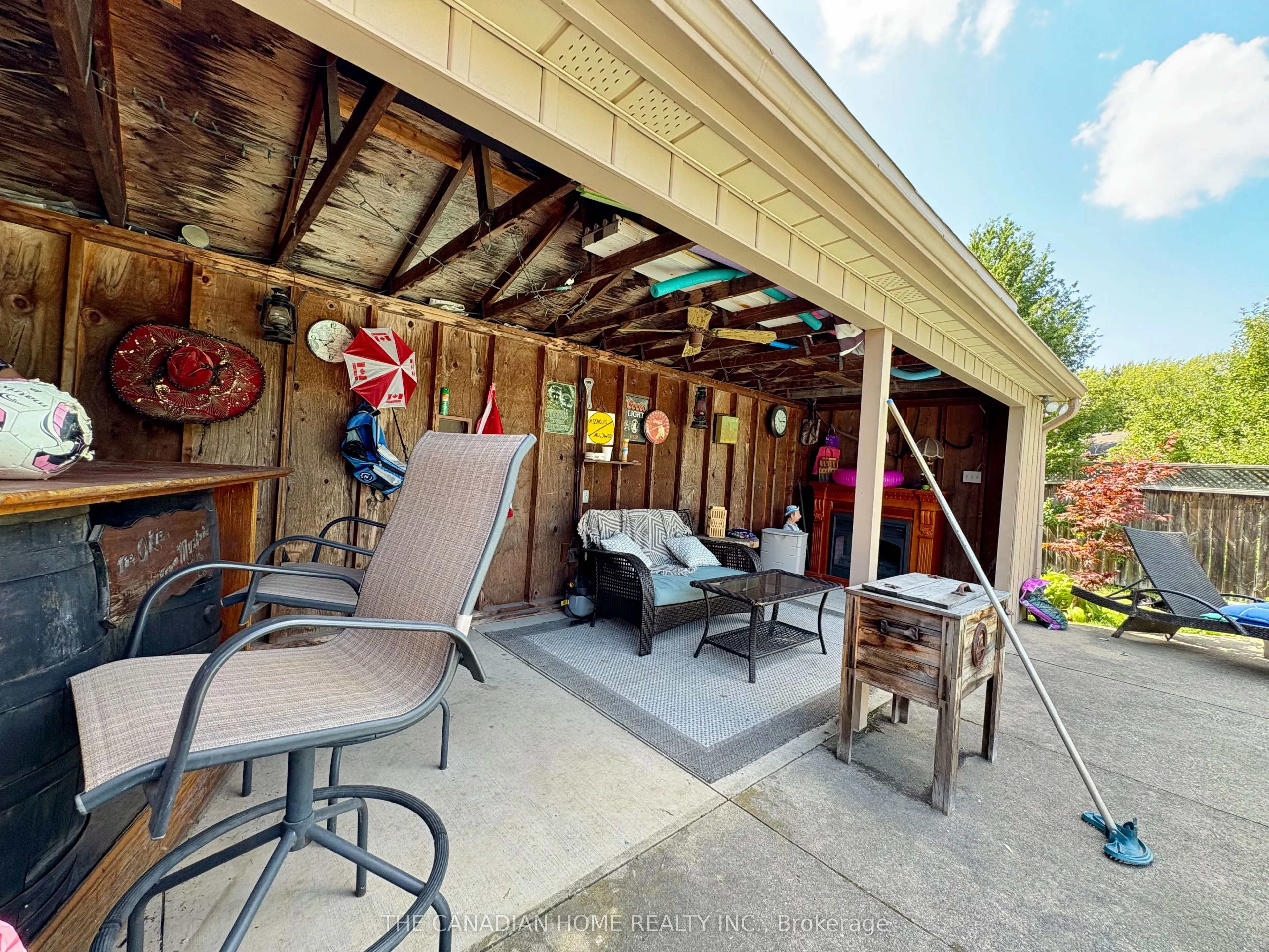 37 Viking Drive
