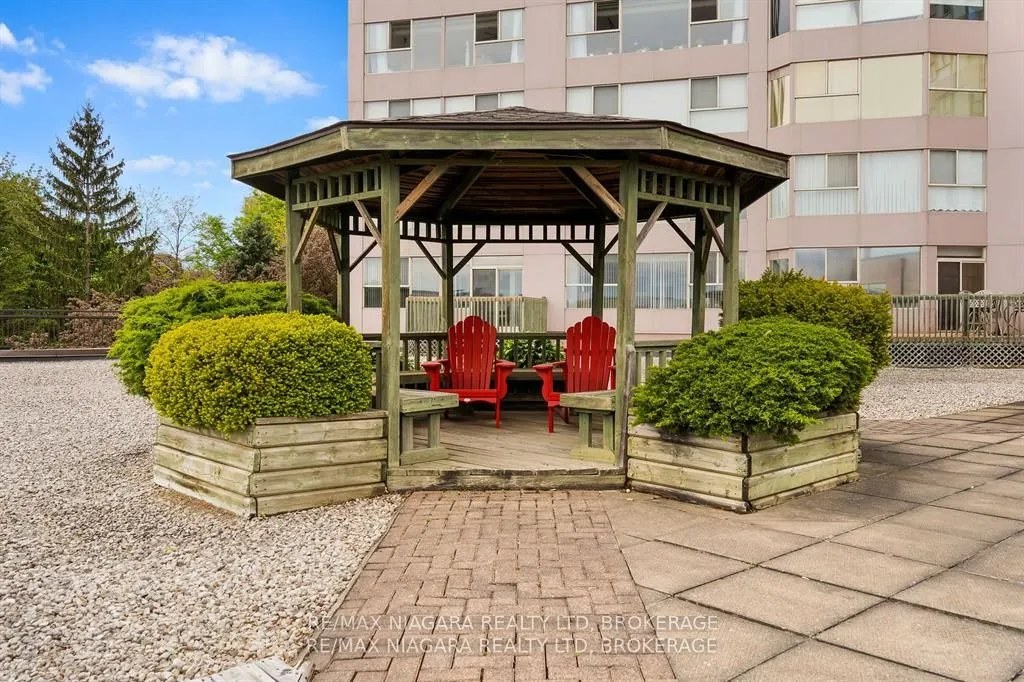 7 Gale Crescent, #201