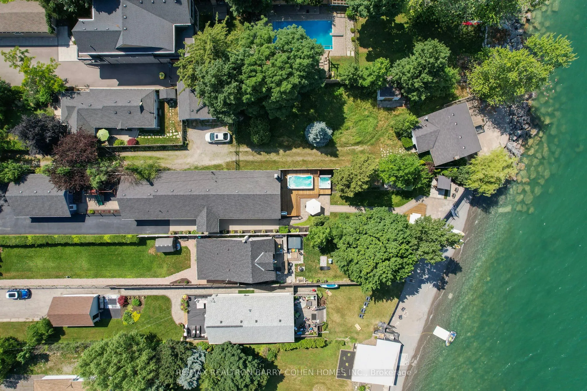 16 Lakeshore Drive