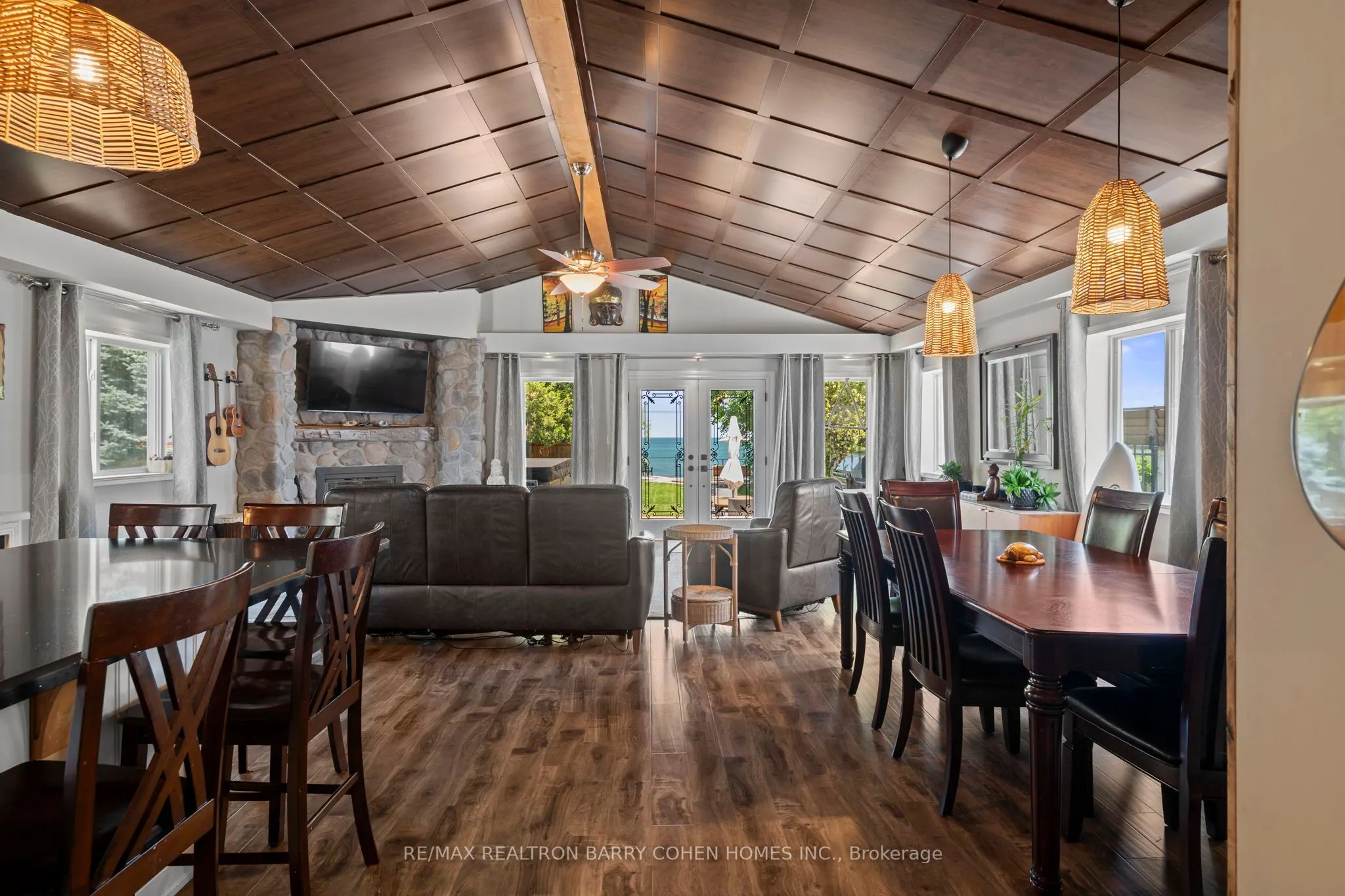 16 Lakeshore Drive