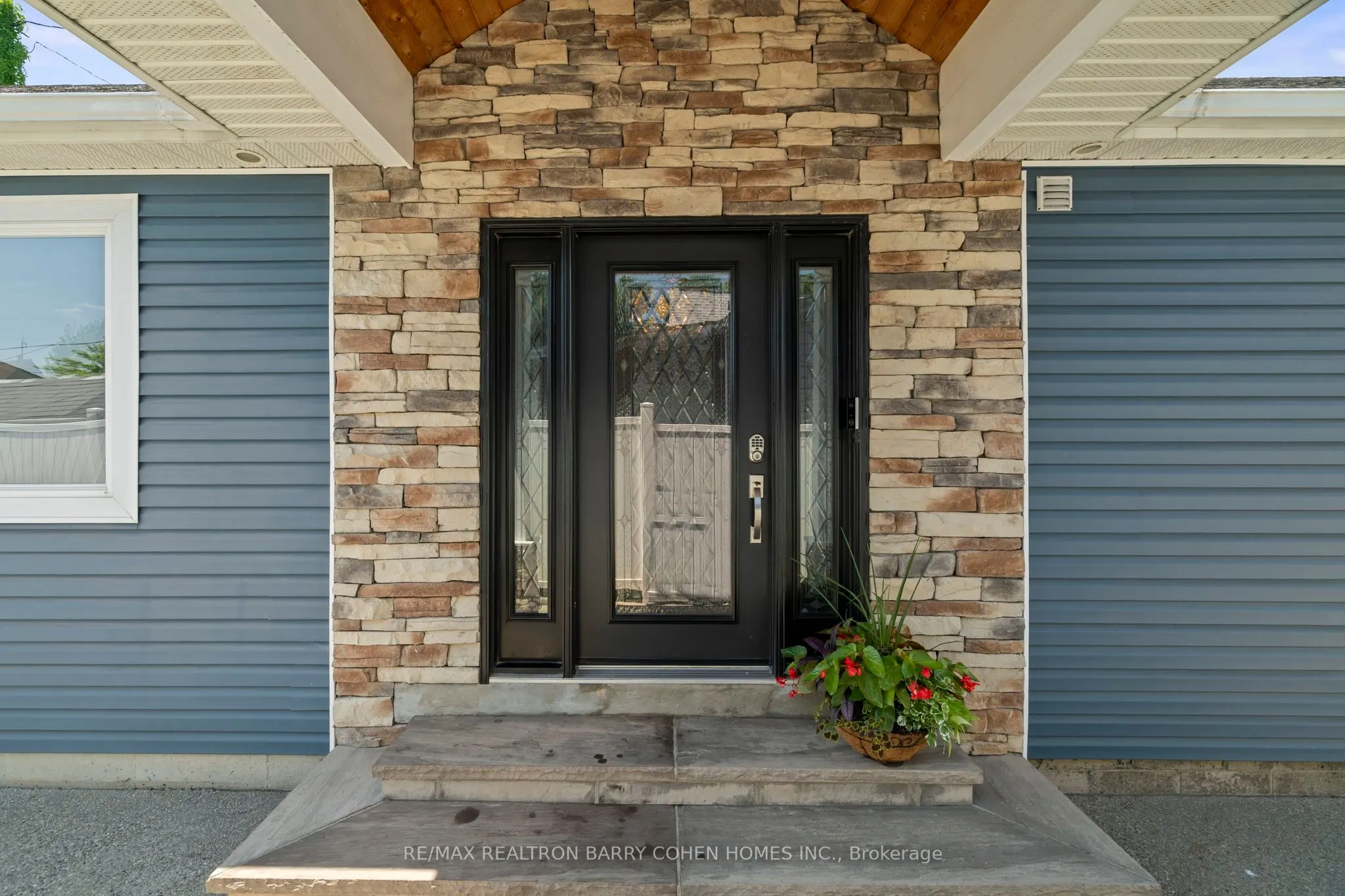 16 Lakeshore Drive