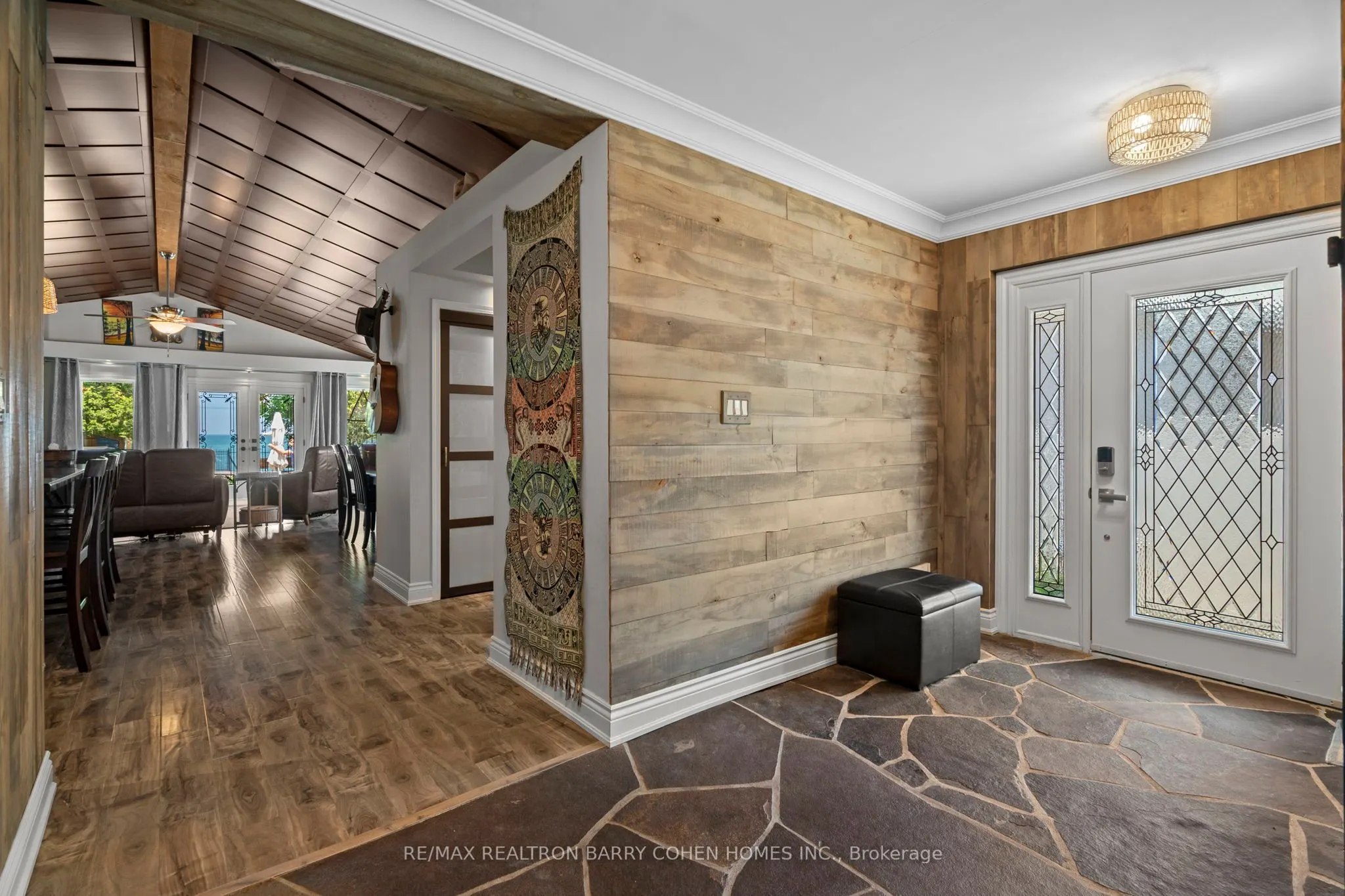 16 Lakeshore Drive
