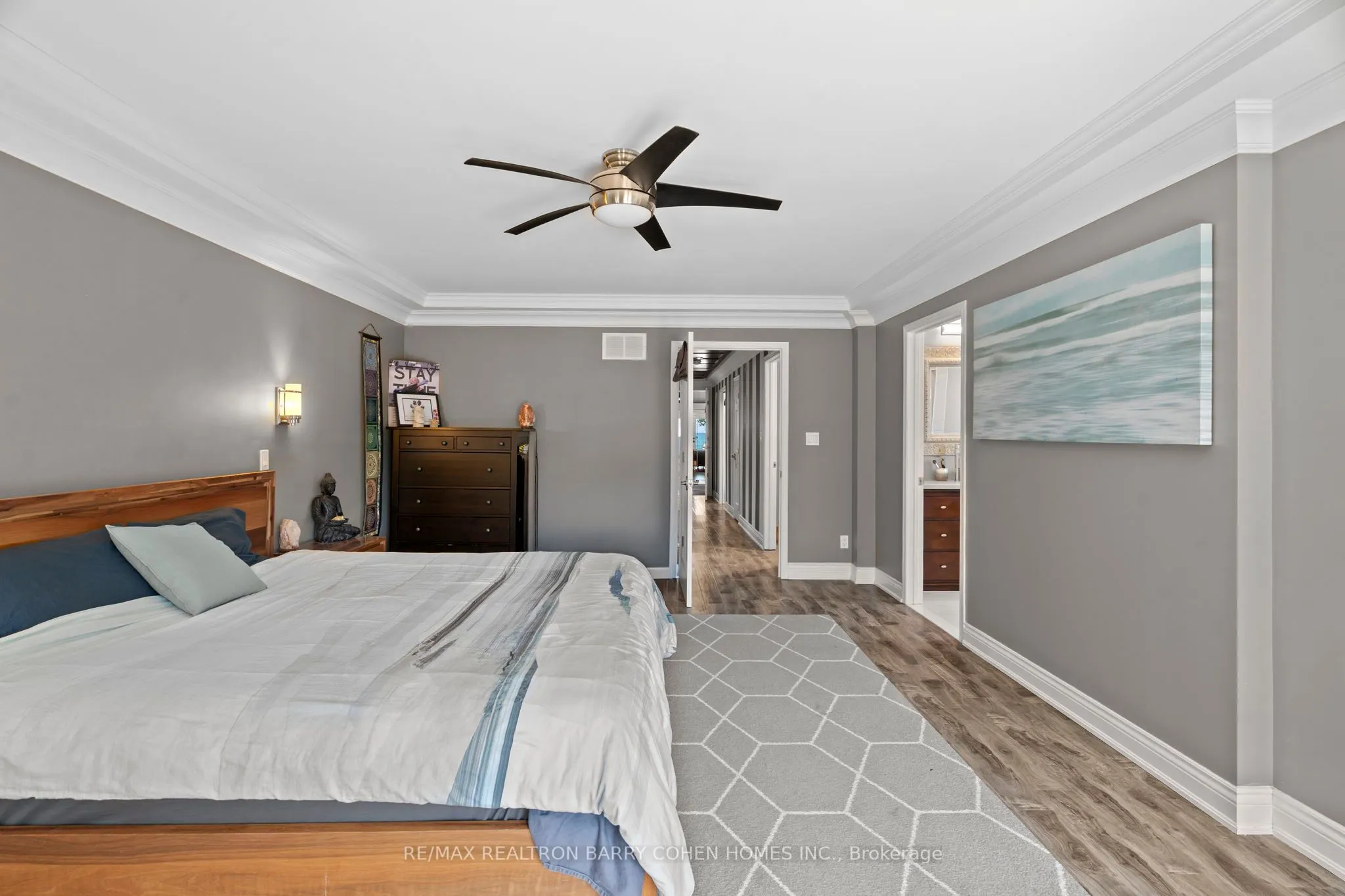 16 Lakeshore Drive