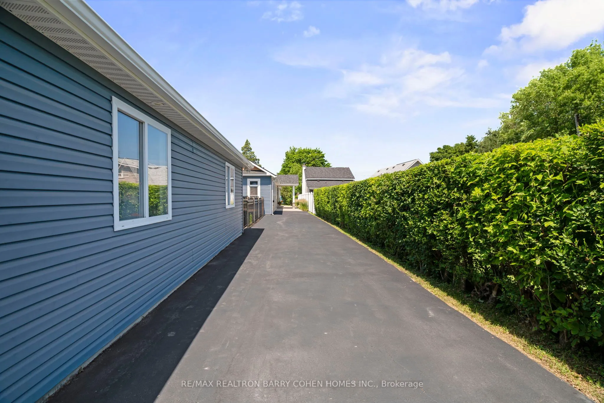 16 Lakeshore Drive
