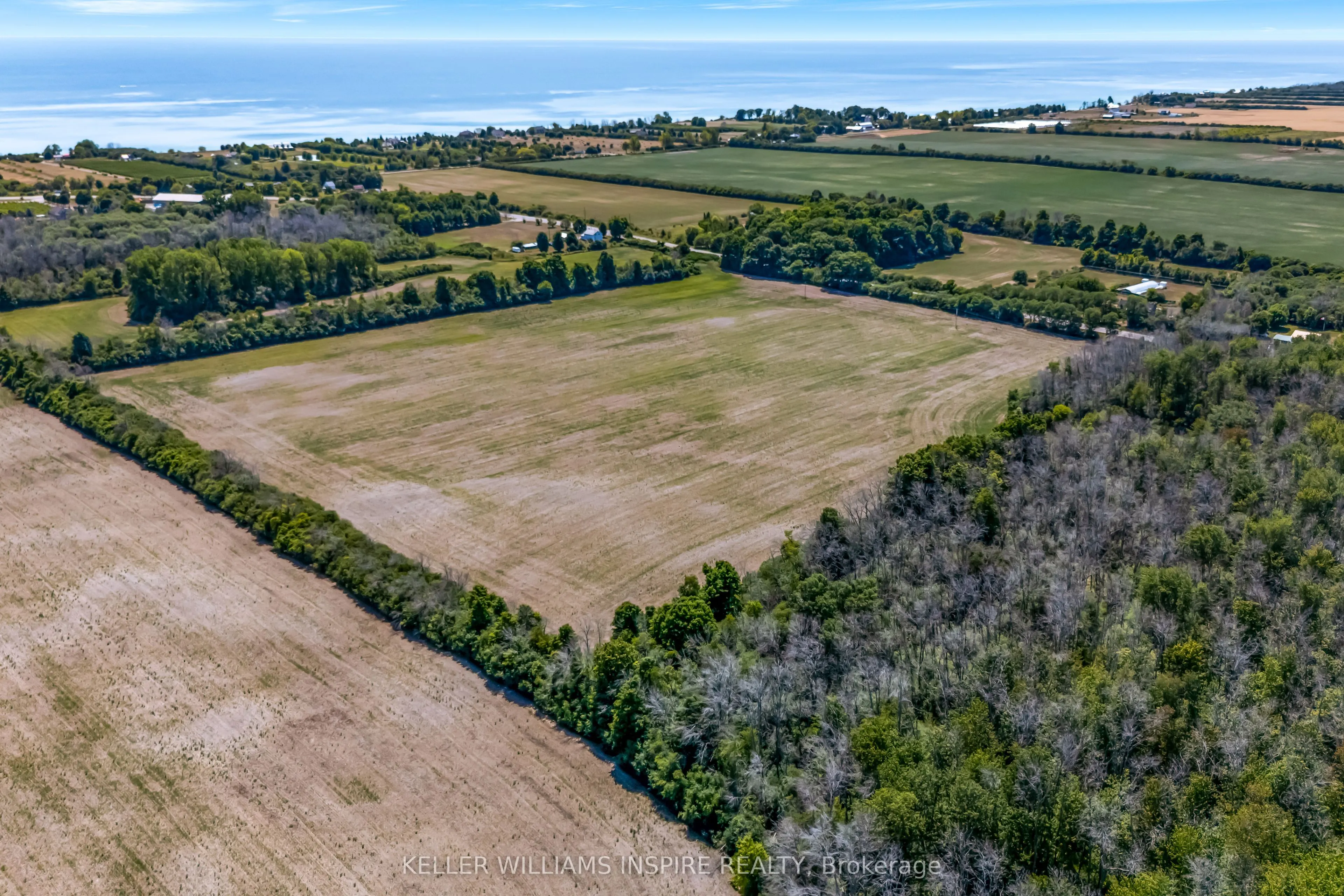 00 Loyalist Parkway