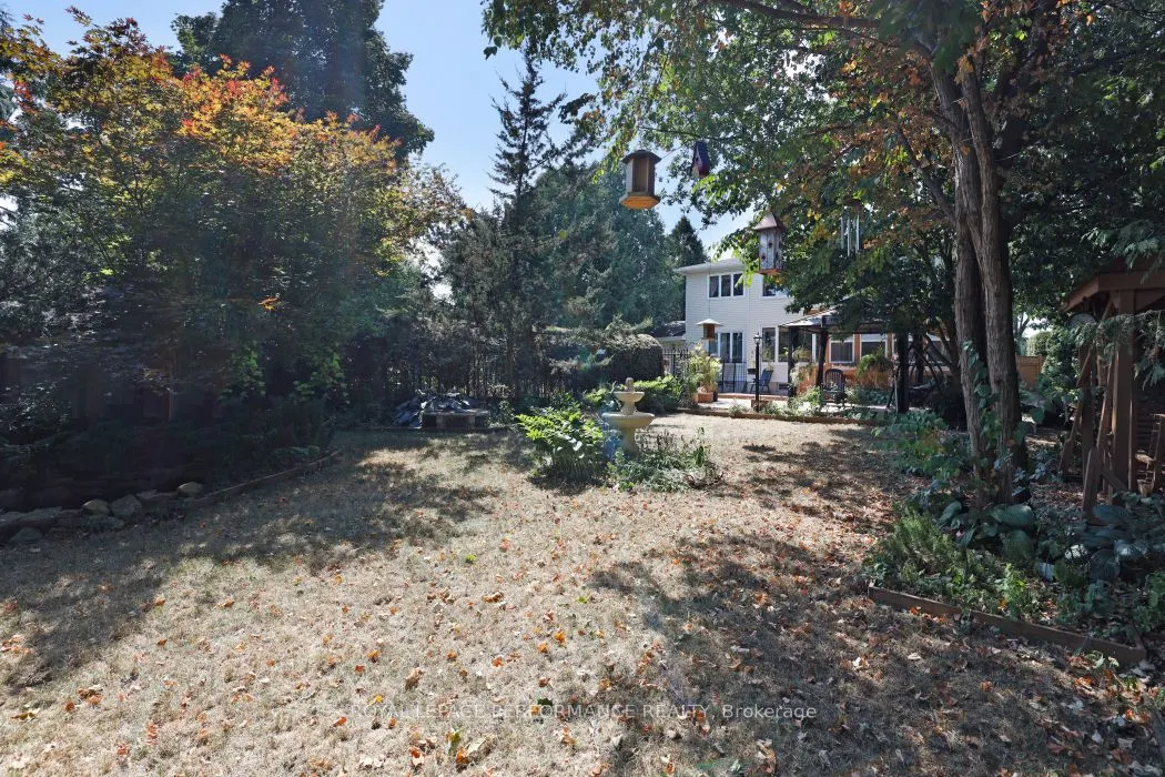 1870 Robinwood Place