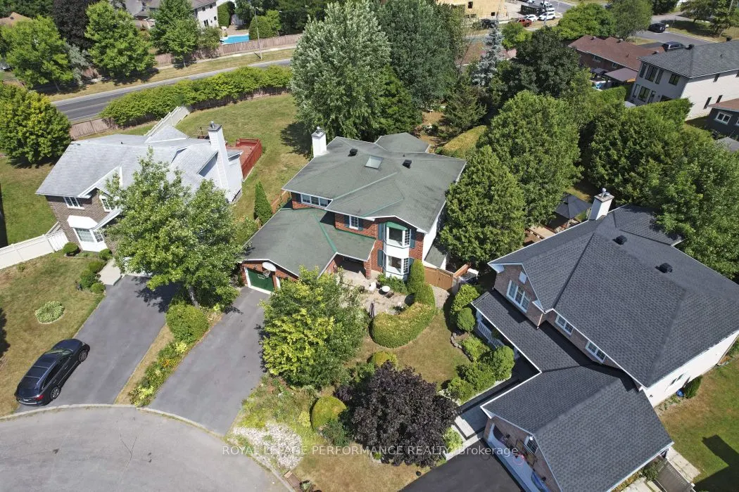 1870 Robinwood Place