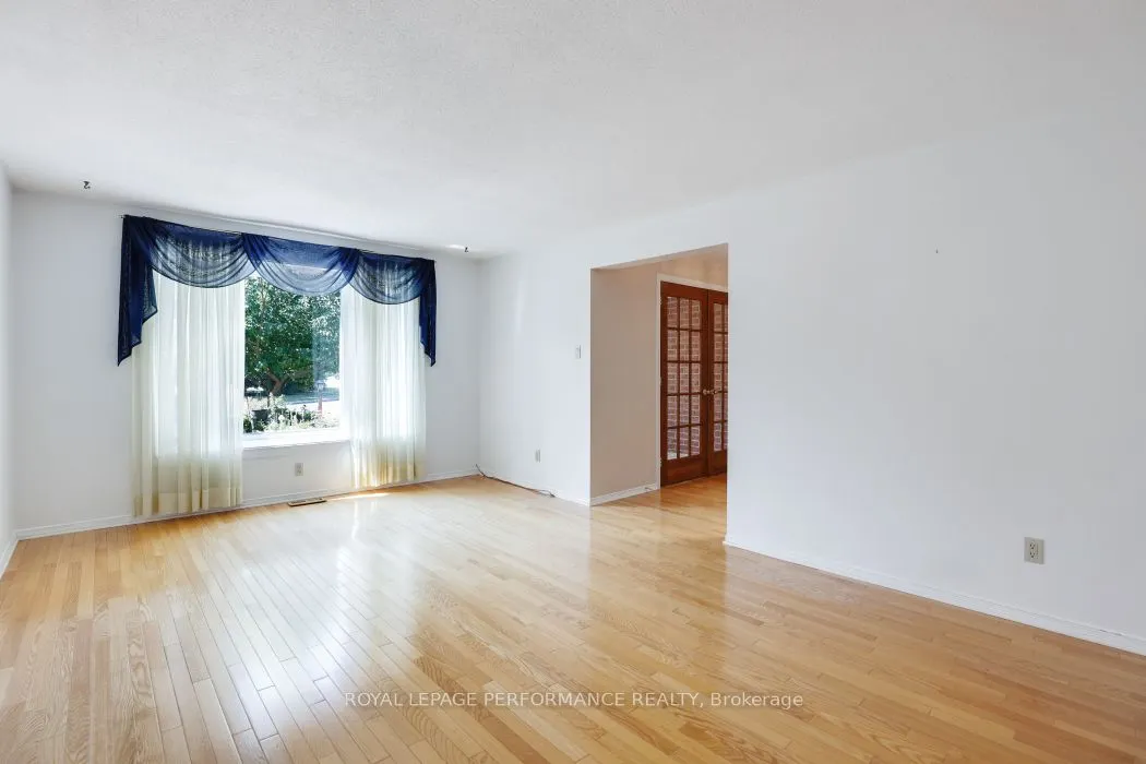 1870 Robinwood Place