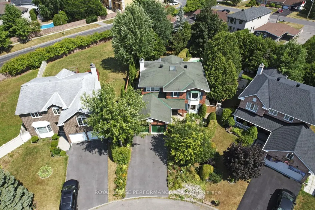 1870 Robinwood Place