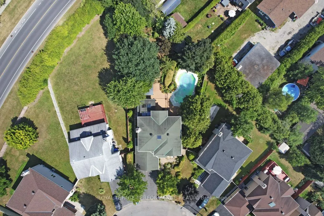 1870 Robinwood Place