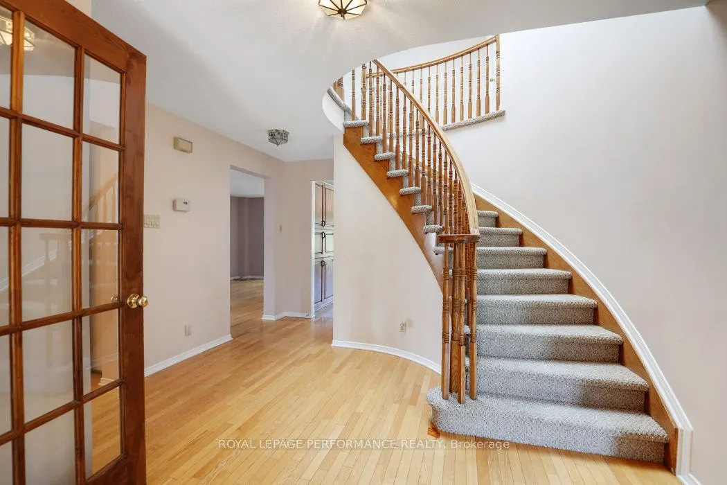 1870 Robinwood Place