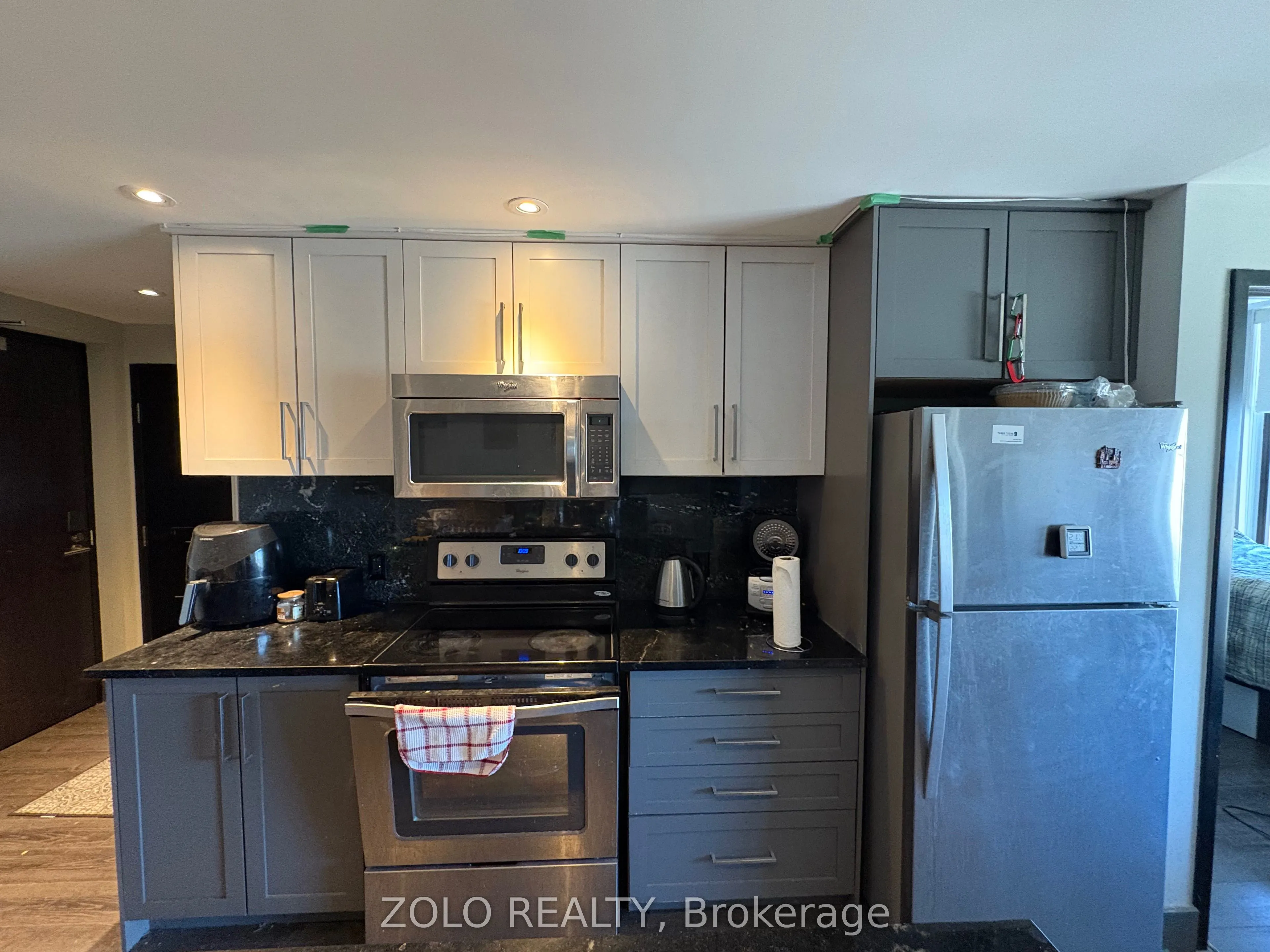 330 Phillip Street, #S2301