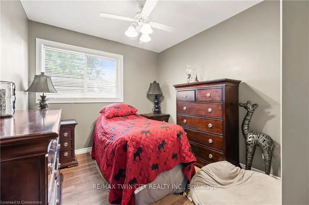 64 Fairgreen Close