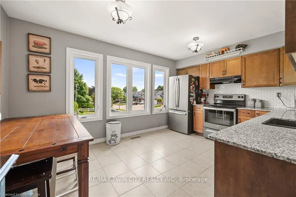 64 Fairgreen Close