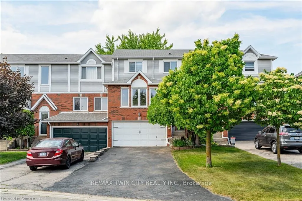 64 Fairgreen Close