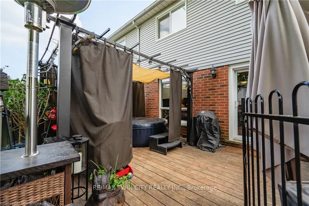64 Fairgreen Close