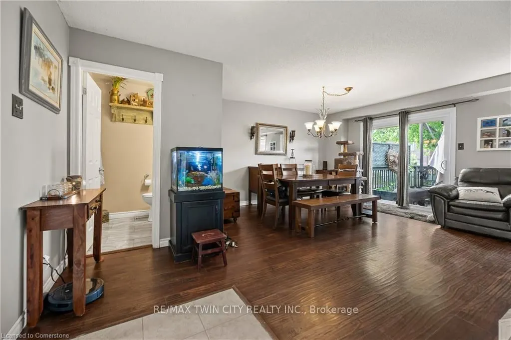 64 Fairgreen Close