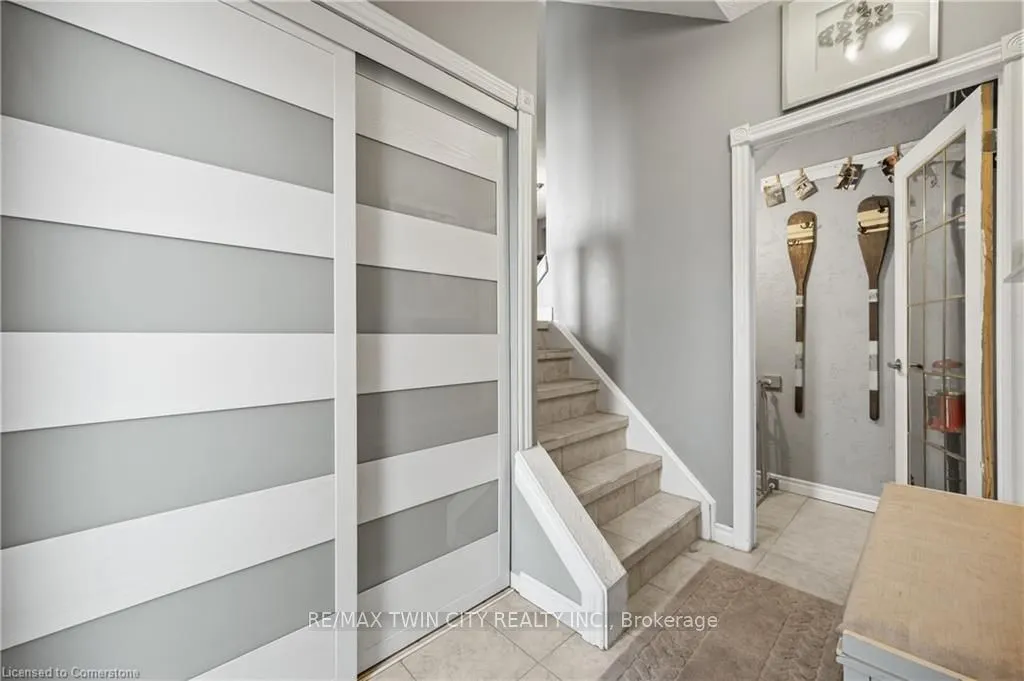 64 Fairgreen Close