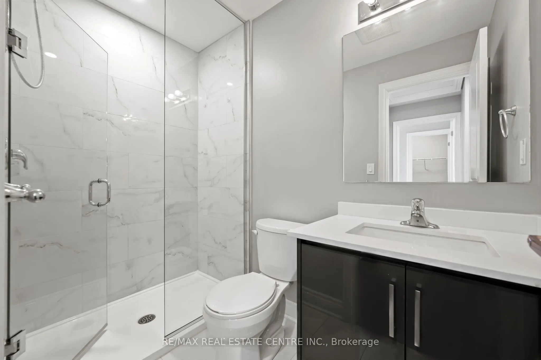 721 FRANKLIN Boulevard, #302
