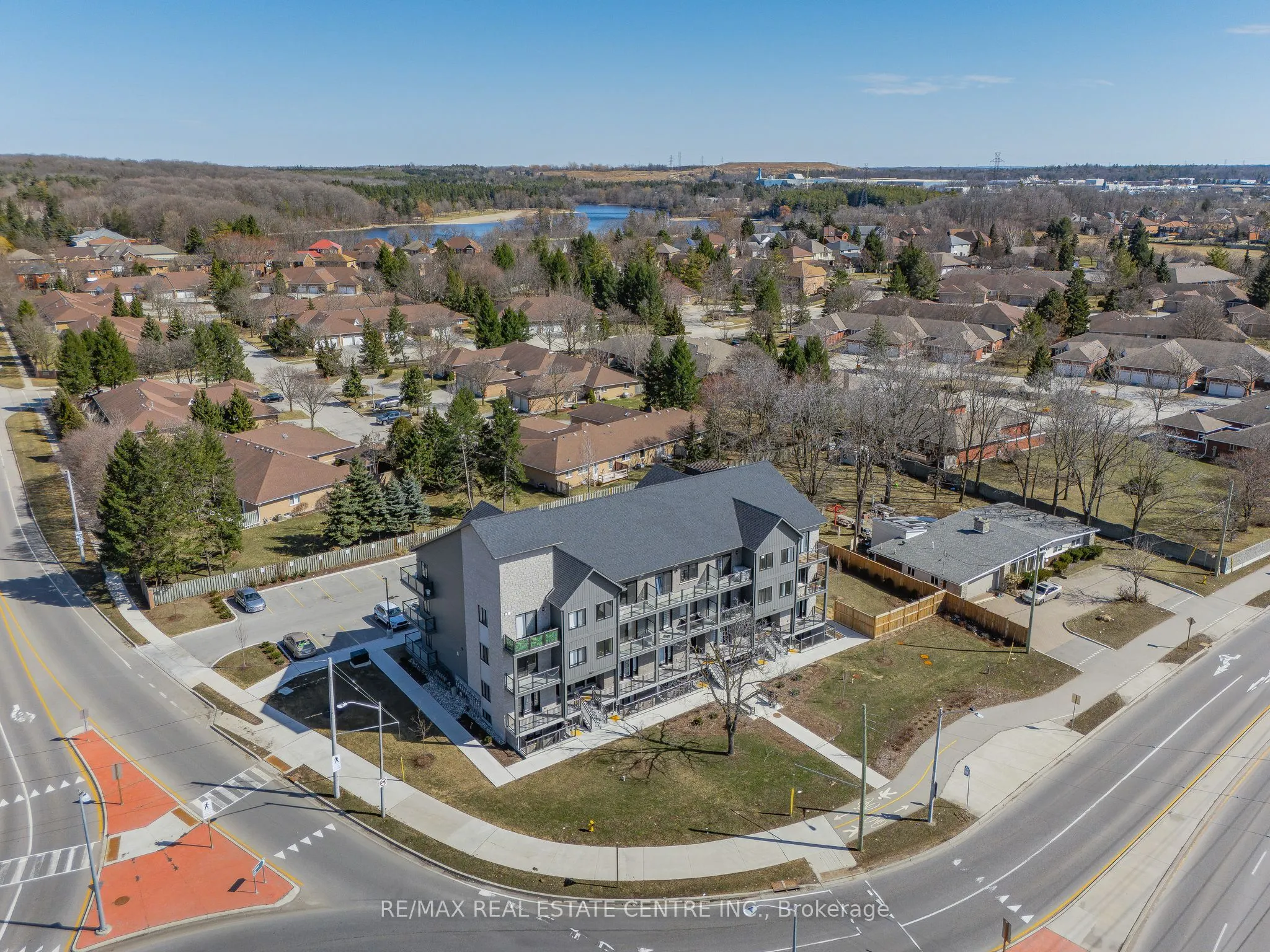 721 FRANKLIN Boulevard, #302