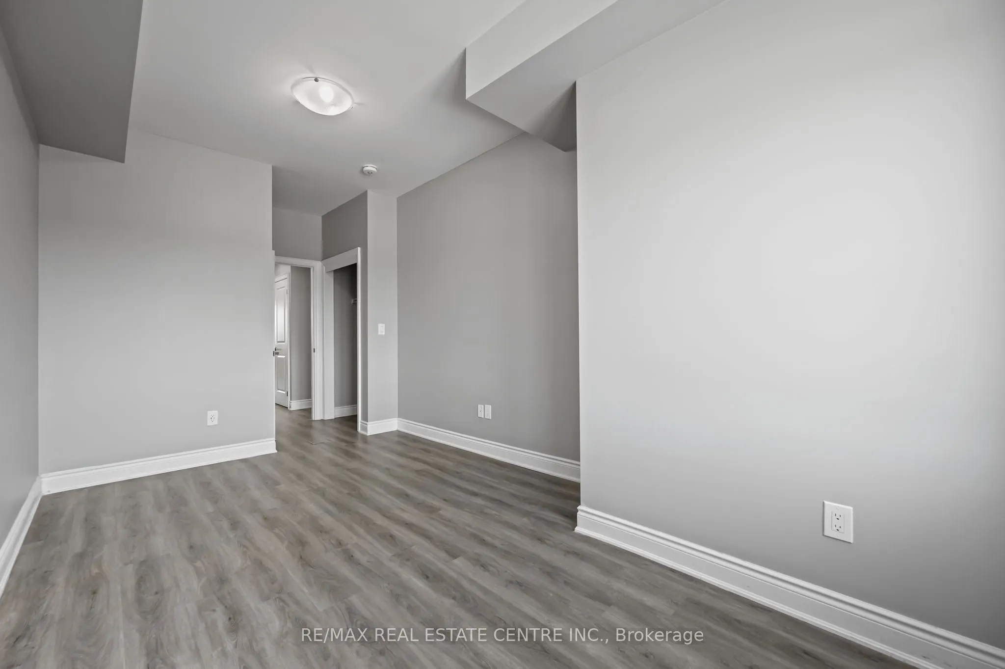721 FRANKLIN Boulevard, #302